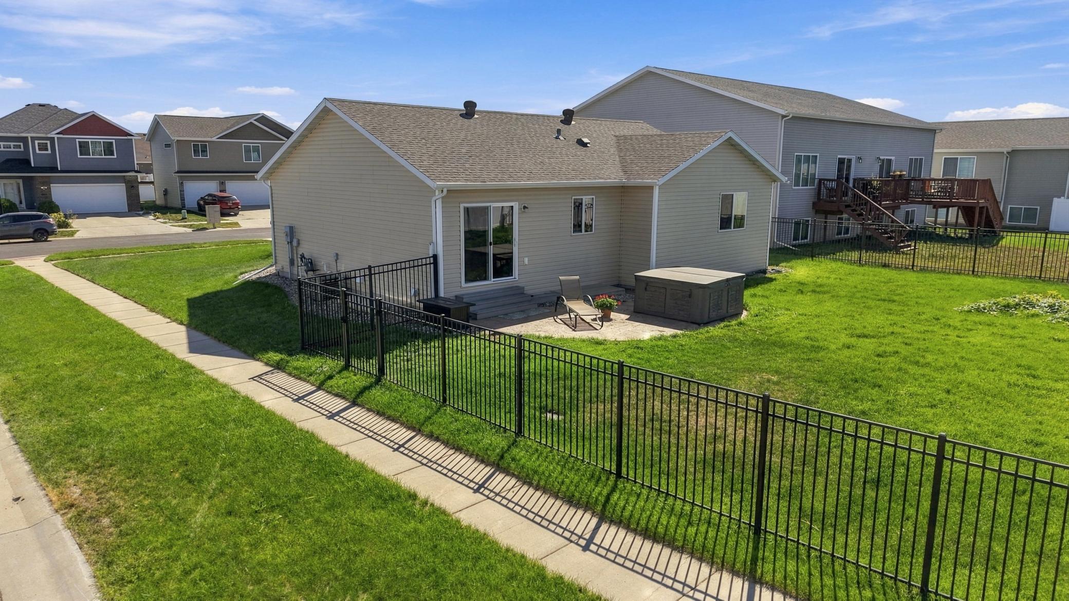 2016 single family home for sale at 6001 59 Street S in Fargo, ND — 4 bed, 3 bath (photo 46 of 55)