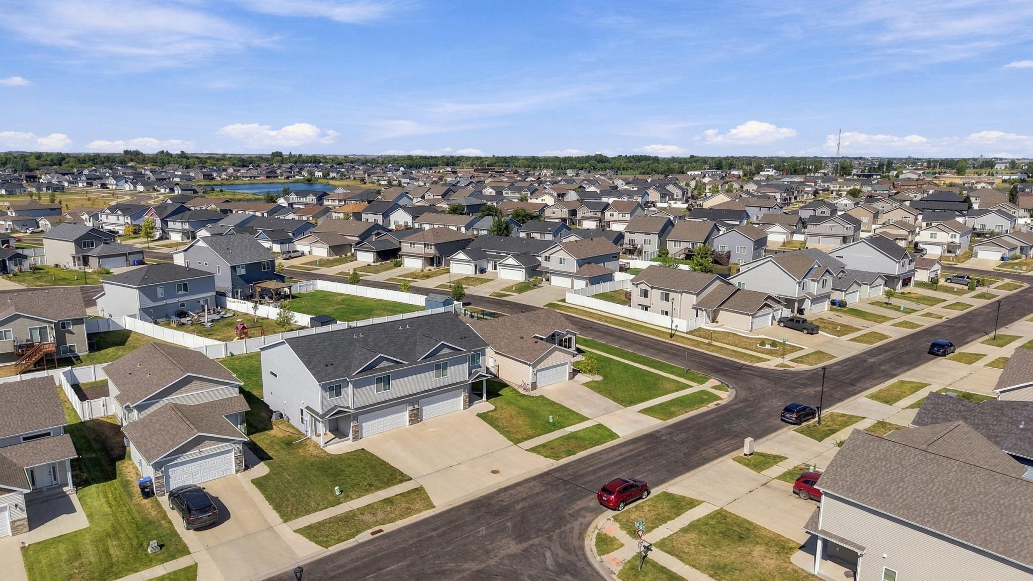 2016 single family home for sale at 6001 59 Street S in Fargo, ND — 4 bed, 3 bath (photo 47 of 55)