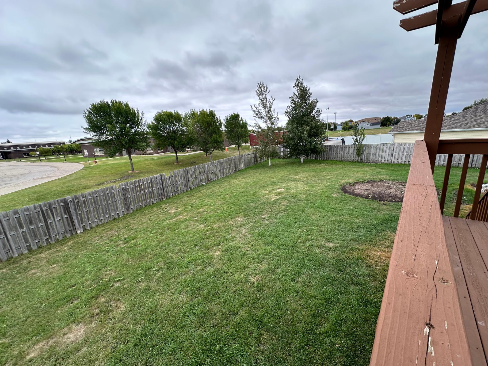 2006 single family home for sale at 6060 Bennett Court S in Fargo, ND — 4 bed, 3 bath (photo 9 of 30)