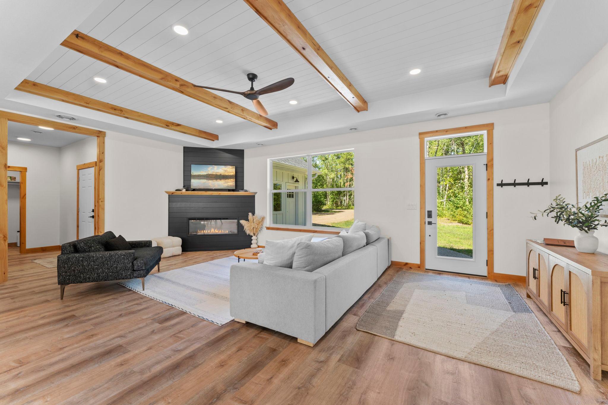 2024 single family home for sale at 5479 Hidden Lane in Brainerd, MN — 3 bed, 2 bath (photo 3 of 22)