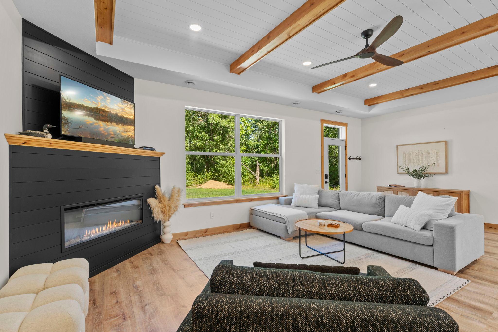 2024 single family home for sale at 5479 Hidden Lane in Brainerd, MN — 3 bed, 2 bath (photo 4 of 22)