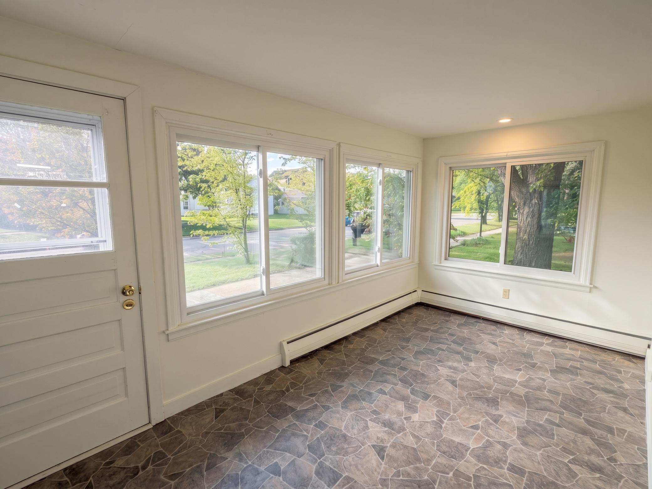 1903 single family home for sale at 114 3rd Avenue NE in Brainerd, MN — 2 bed, 1 bath (photo 16 of 23)