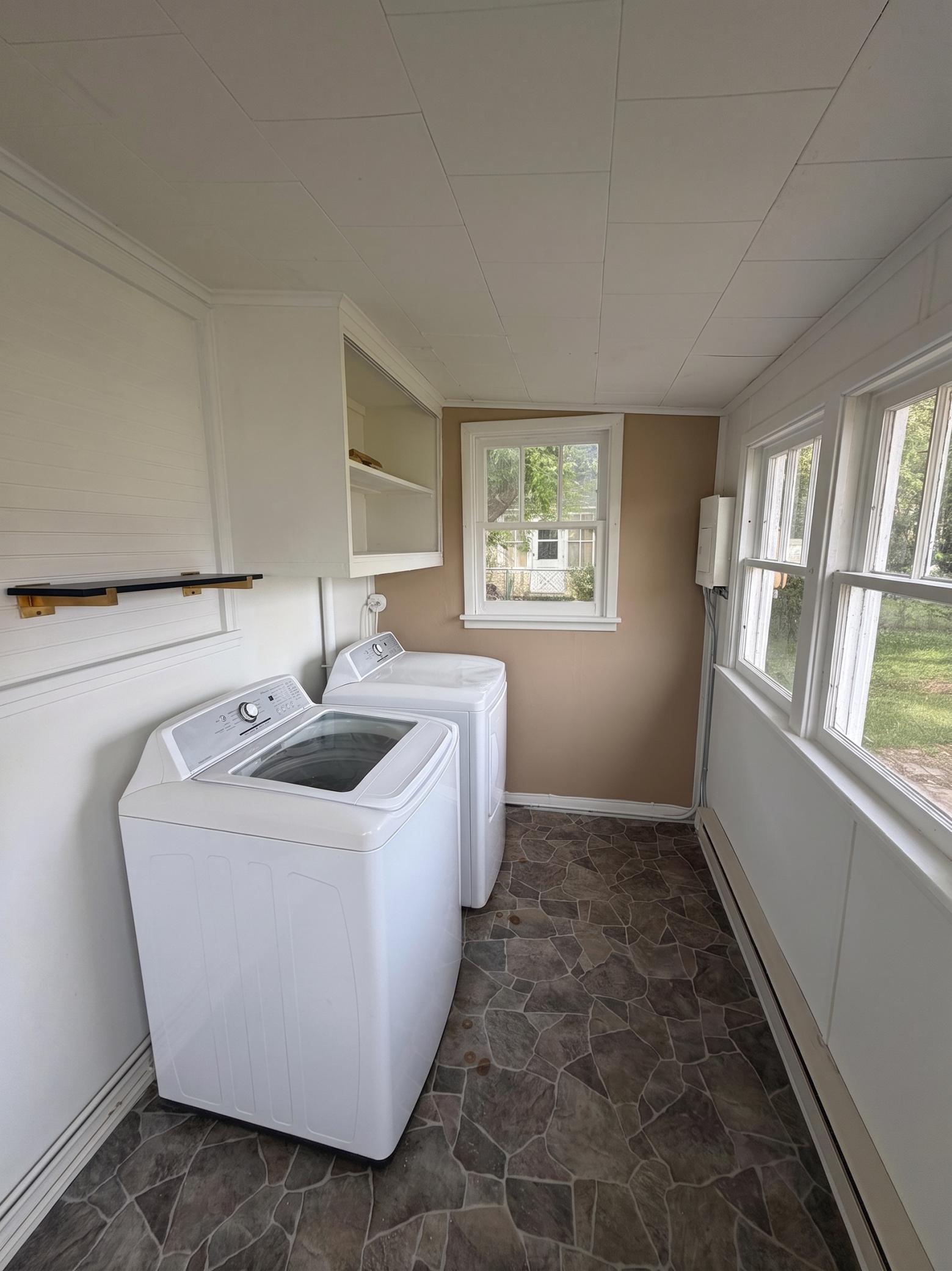 1903 single family home for sale at 114 3rd Avenue NE in Brainerd, MN — 2 bed, 1 bath (photo 6 of 23)