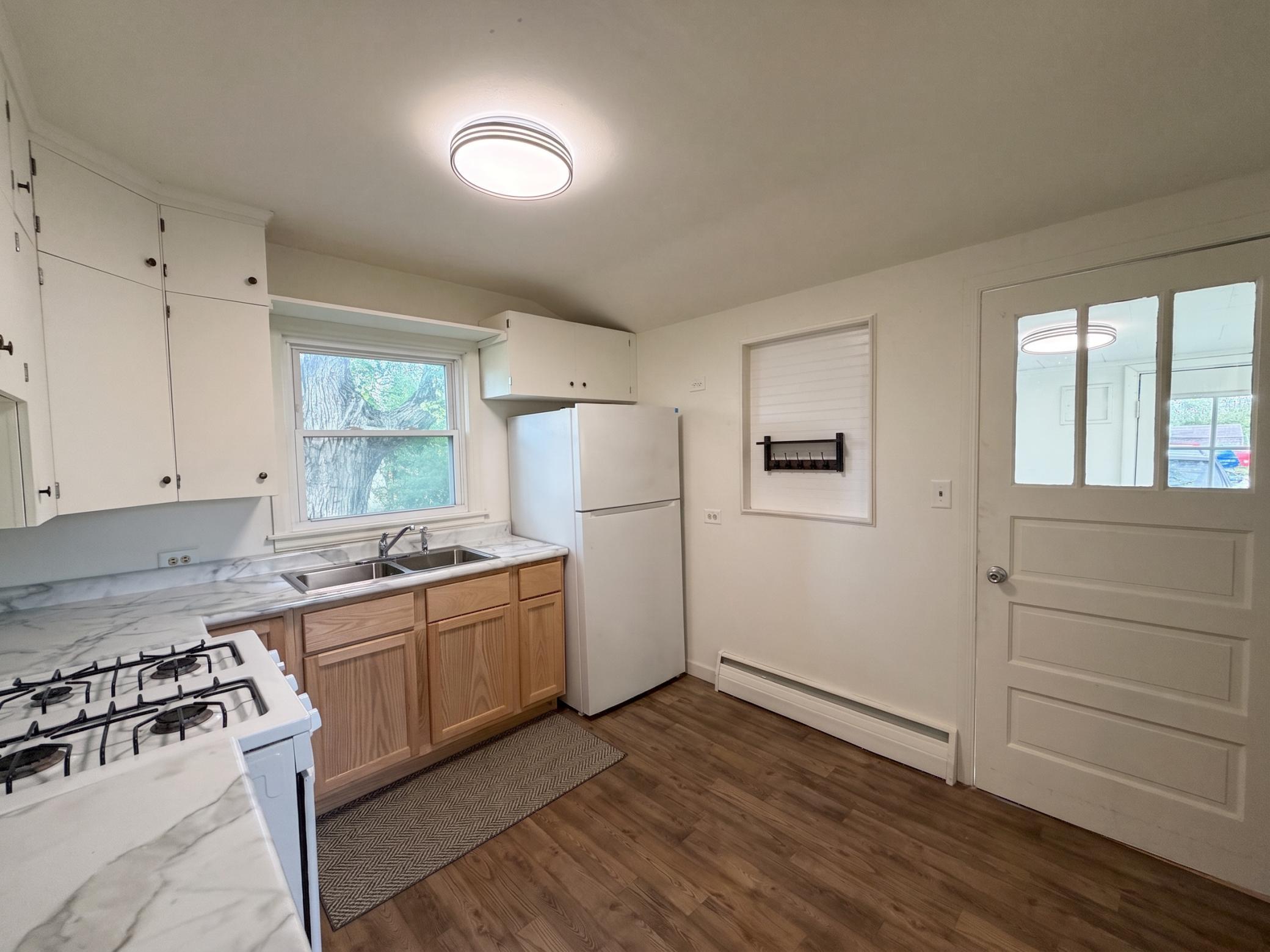 1903 single family home for sale at 114 3rd Avenue NE in Brainerd, MN — 2 bed, 1 bath (photo 9 of 23)