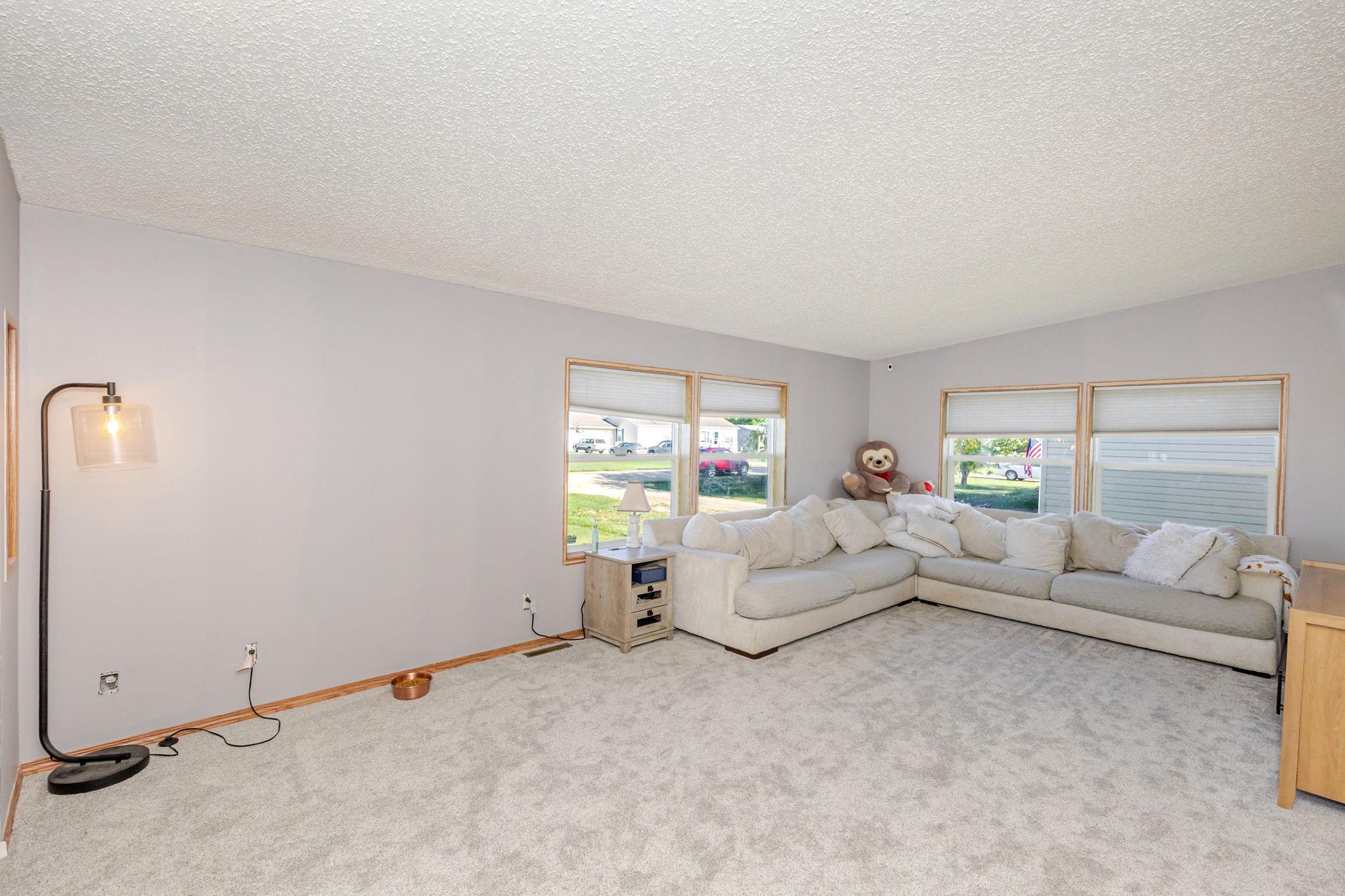 2002 single family home for sale at 146 4th Street in Walcott, ND — 3 bed, 2 bath (photo 17 of 46)