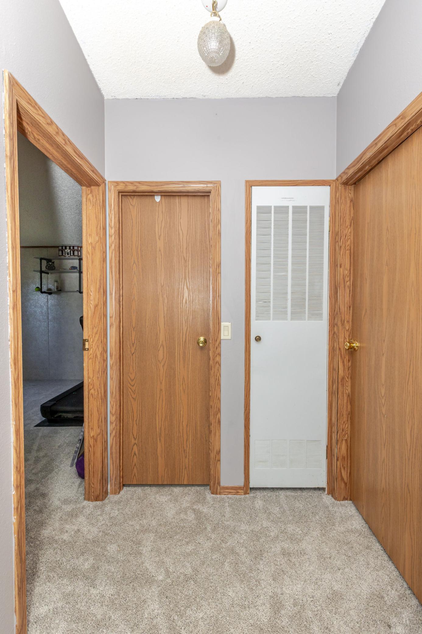2002 single family home for sale at 146 4th Street in Walcott, ND — 3 bed, 2 bath (photo 33 of 46)