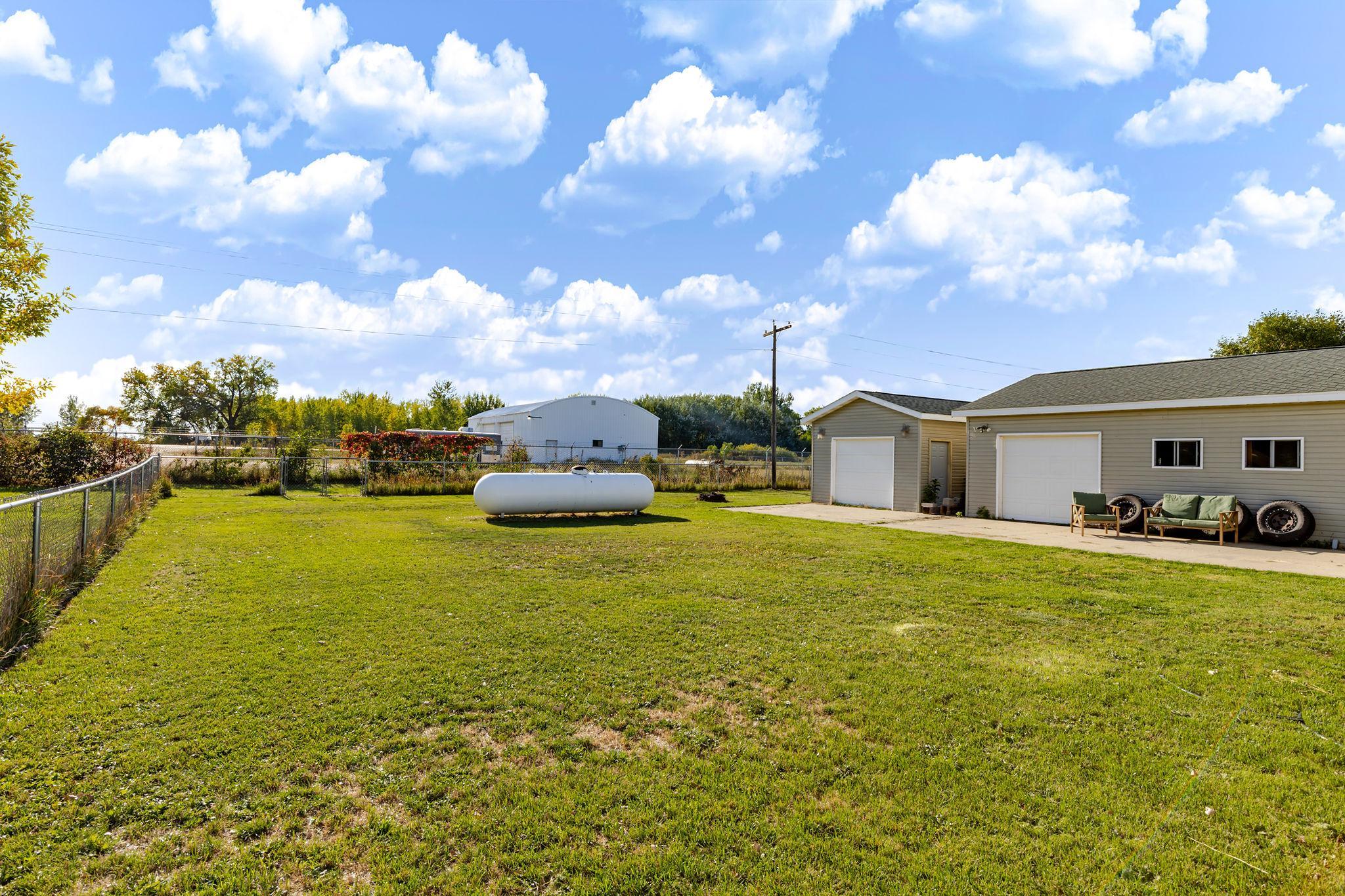 2002 single family home for sale at 146 4th Street in Walcott, ND — 3 bed, 2 bath (photo 46 of 46)