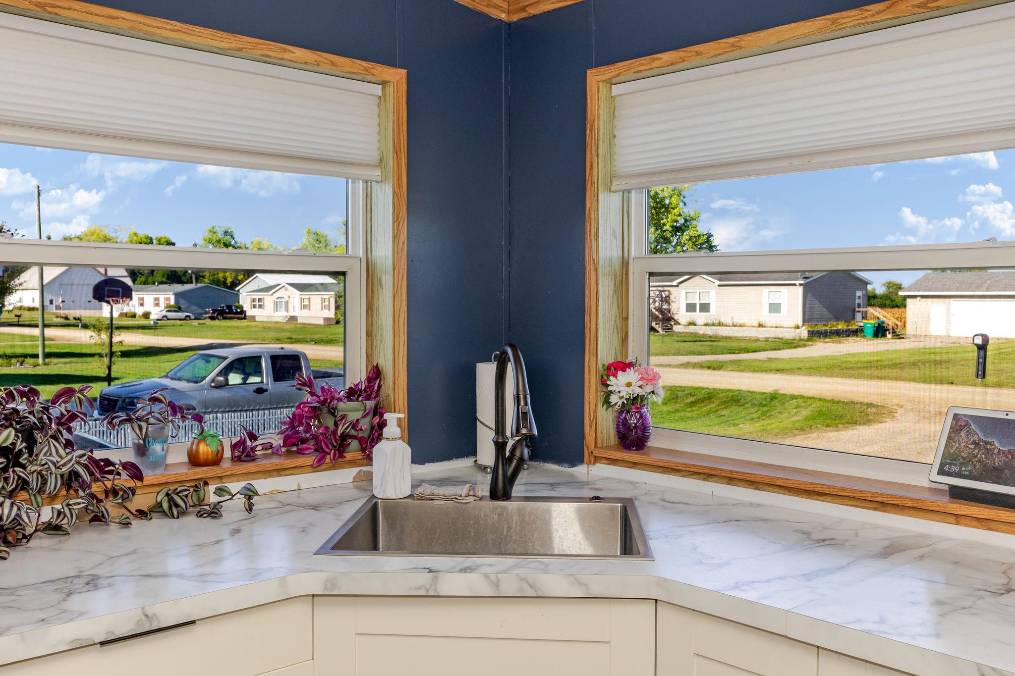 2002 single family home for sale at 146 4th Street in Walcott, ND — 3 bed, 2 bath (photo 8 of 46)