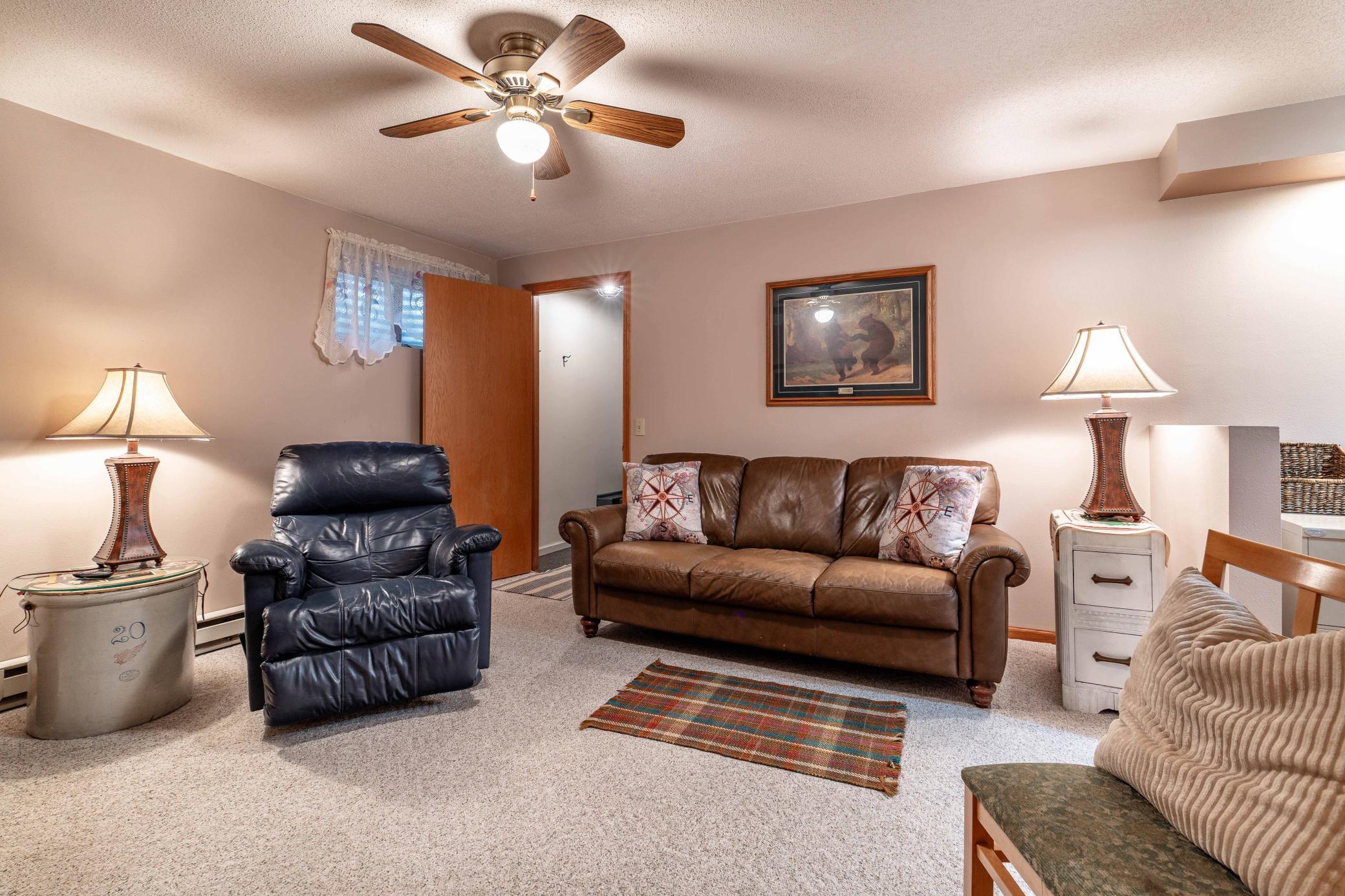 1994 single family home for sale at 1850 Deer Valley Road in Fergus Falls, MN — 3 bed, 3 bath (photo 29 of 66)