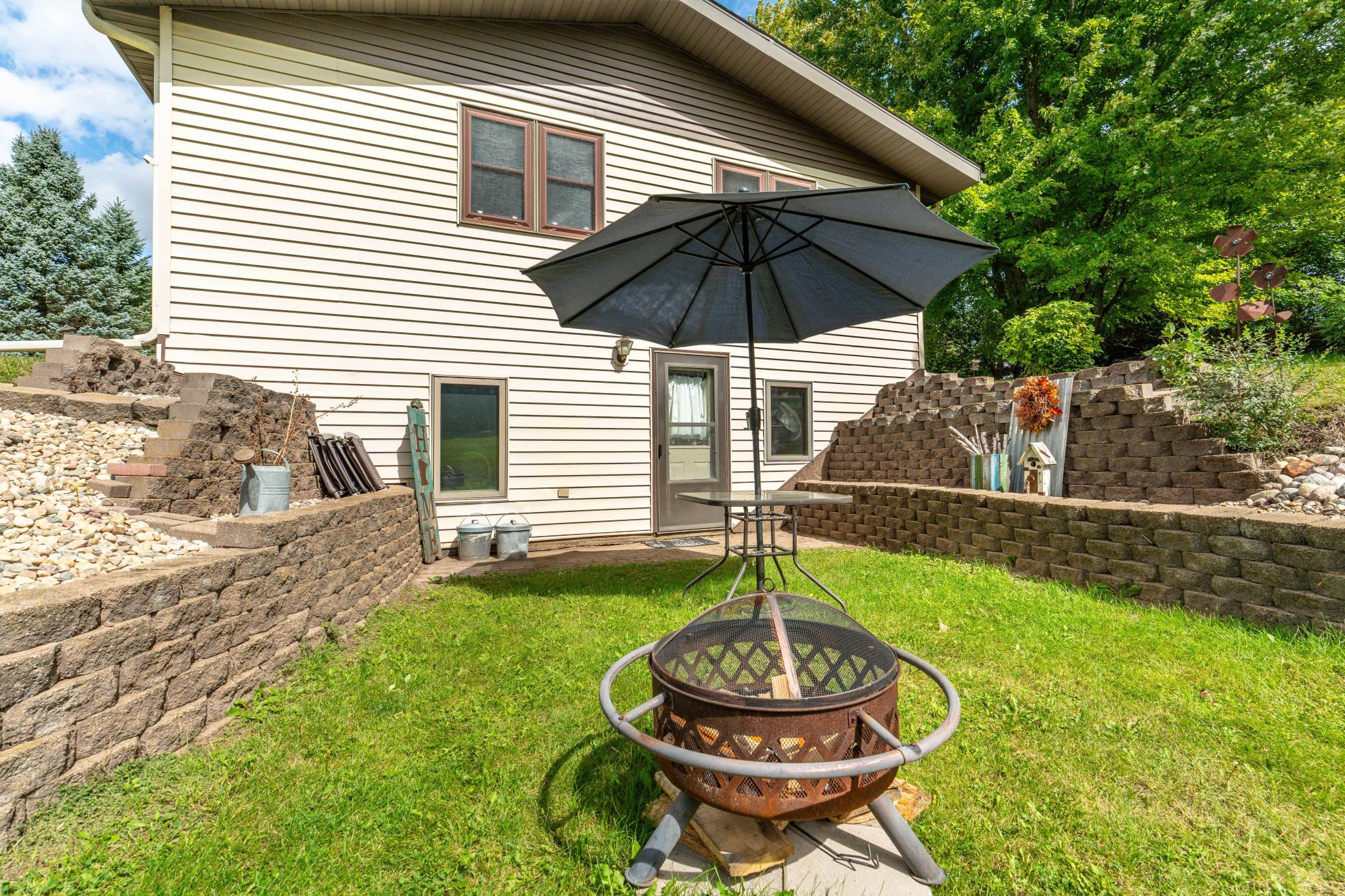 1994 single family home for sale at 1850 Deer Valley Road in Fergus Falls, MN — 3 bed, 3 bath (photo 61 of 66)