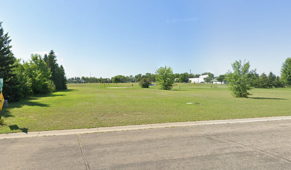 land for sale at 622 6th Street NE in Perham, MN