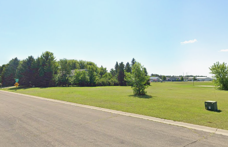 land for sale at 622 6th Street NE in Perham, MN (photo 2 of 3)