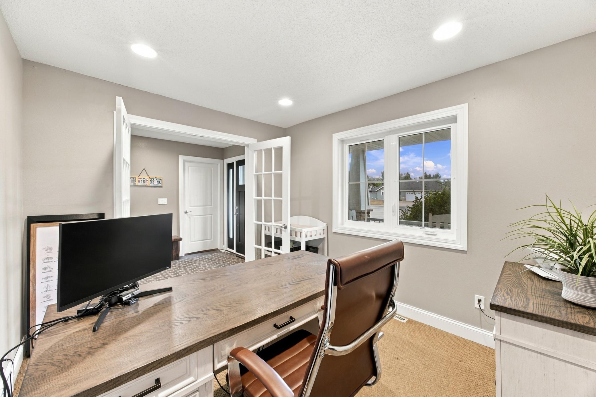 2007 single family home for sale at 1944 53rd Avenue N in Moorhead, MN — 4 bed, 4 bath (photo 21 of 64)