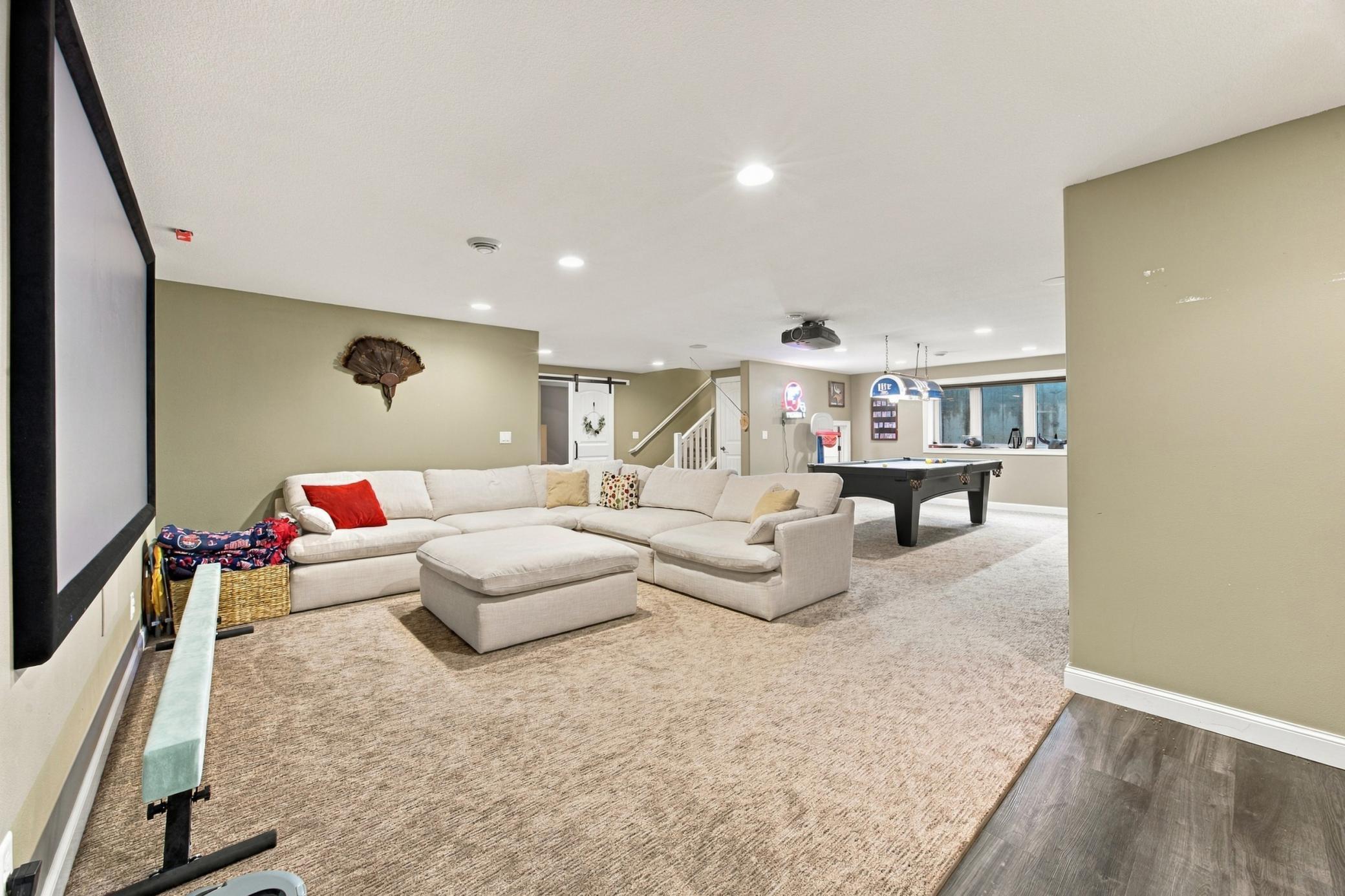 2007 single family home for sale at 1944 53rd Avenue N in Moorhead, MN — 4 bed, 4 bath (photo 36 of 64)
