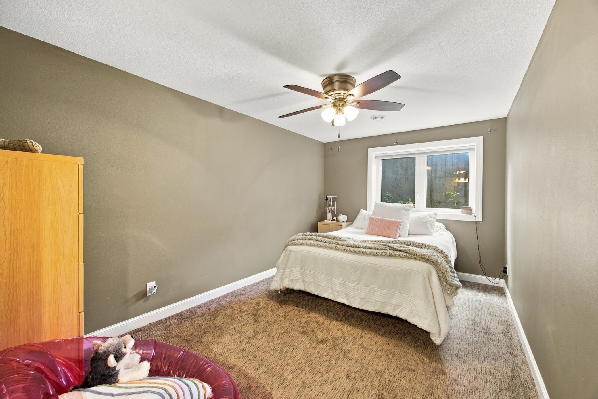 2007 single family home for sale at 1944 53rd Avenue N in Moorhead, MN — 4 bed, 4 bath (photo 42 of 64)