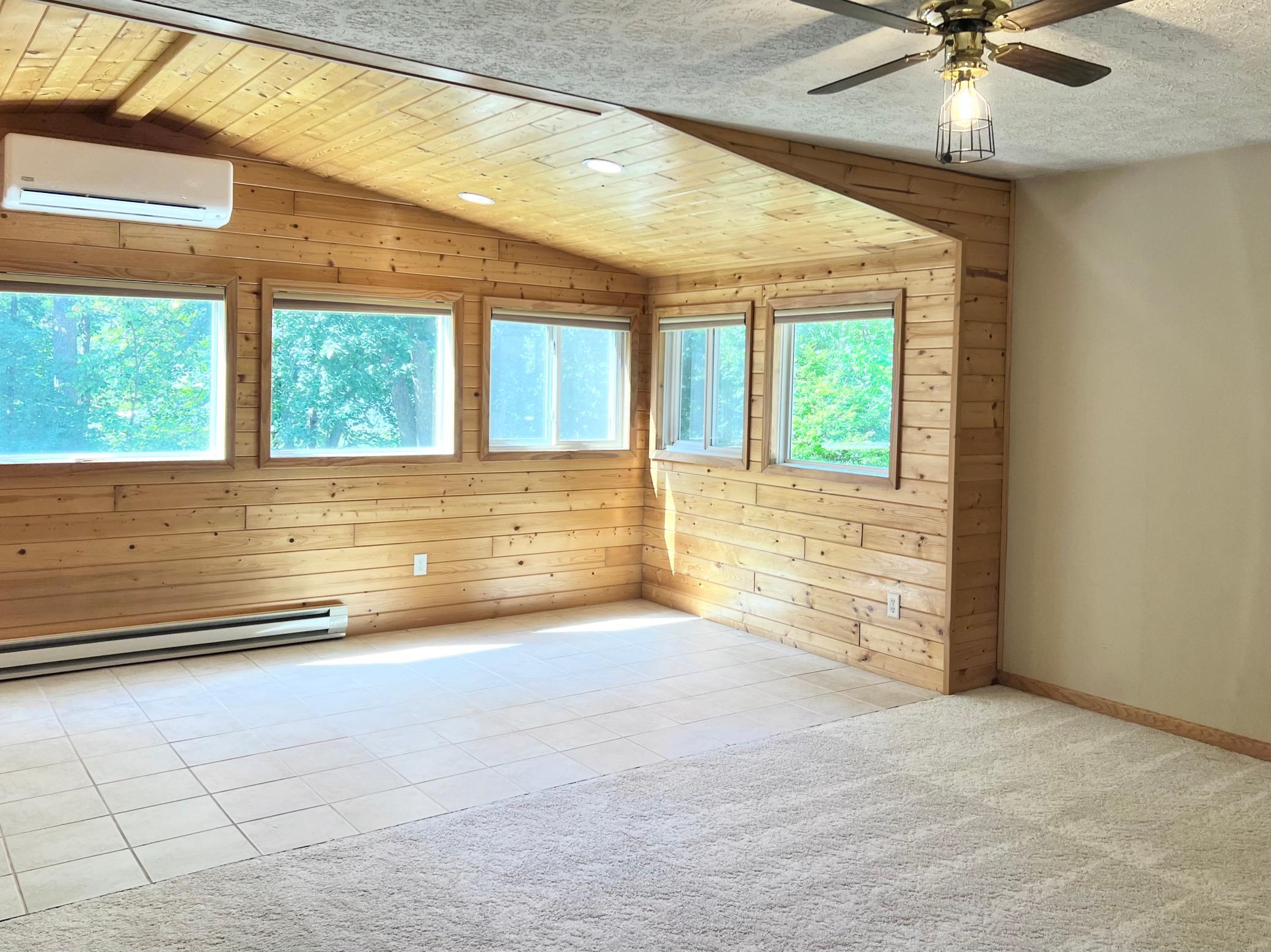 1979 single family home for sale at 11096 County Highway 17 in Detroit Lakes, MN — 4 bed, 2 bath (photo 19 of 35)