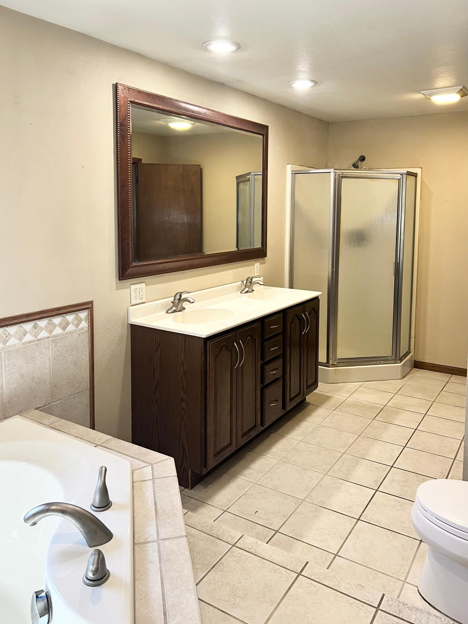 1979 single family home for sale at 11096 County Highway 17 in Detroit Lakes, MN — 4 bed, 2 bath (photo 25 of 35)