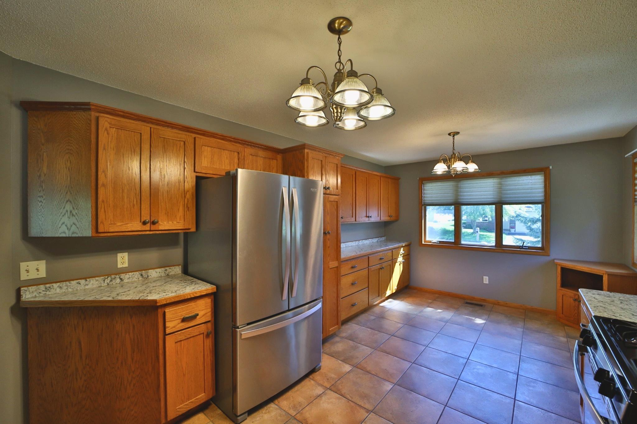 2004 single family home for sale at 505 Blue Jay Court in Brainerd, MN — 2 bed, 2 bath (photo 3 of 28)
