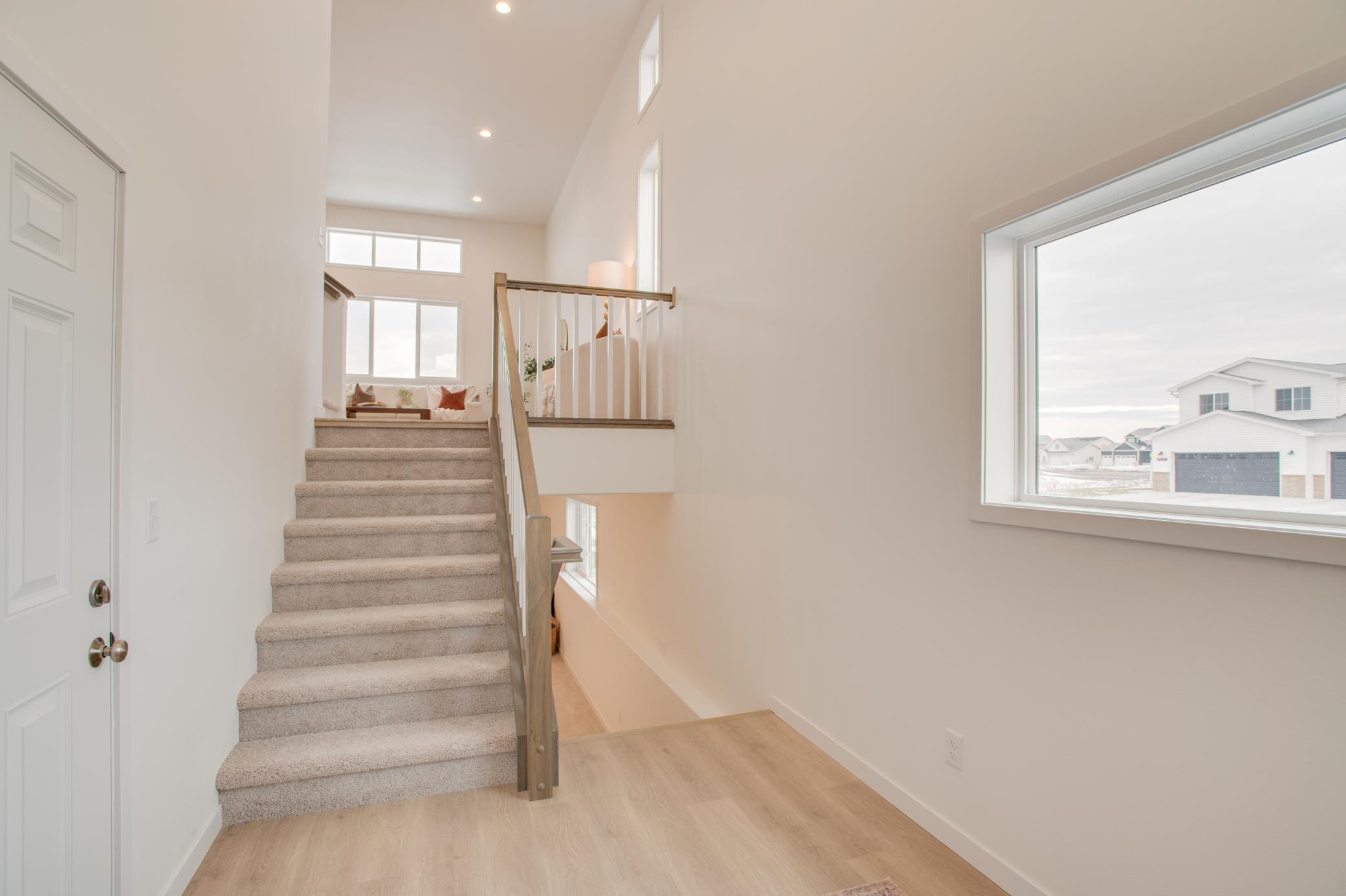 2026 single family home for sale at 6770 Bellview Drive S in Fargo, ND — 3 bed, 3 bath (photo 12 of 30)