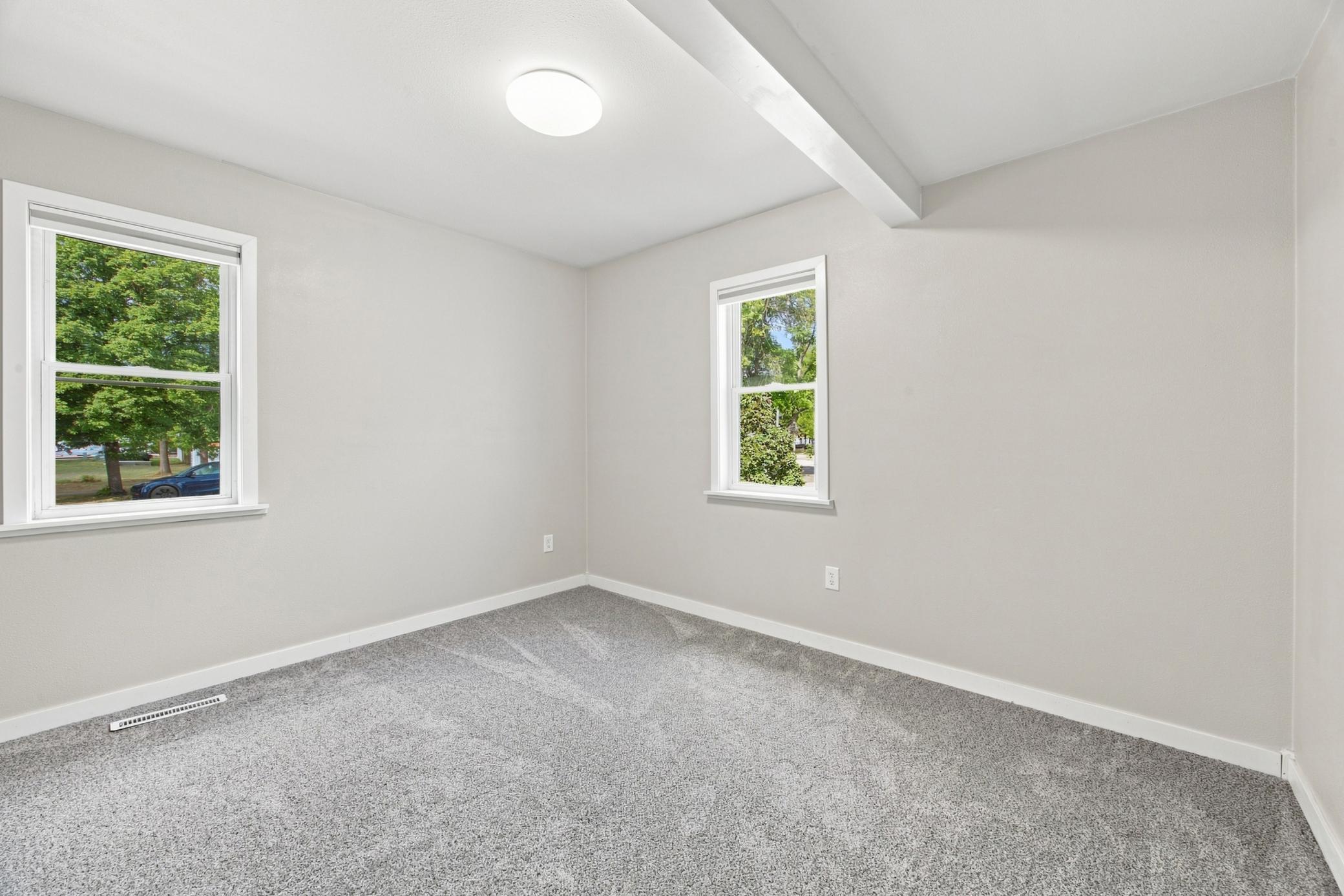 1946 single family home for sale at 224 3rd Street N in Breckenridge, MN — 2 bed, 2 bath (photo 11 of 24)