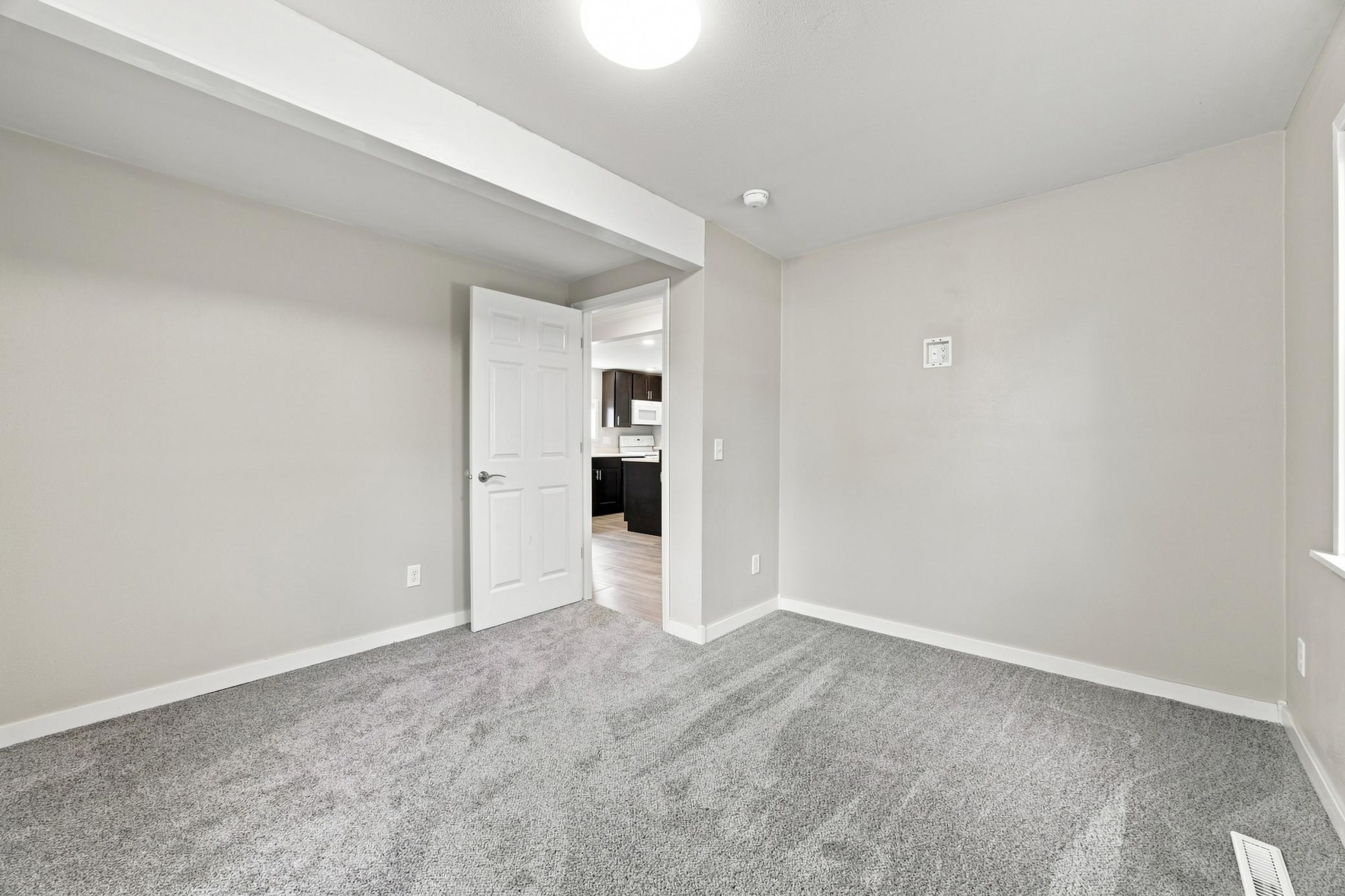 1946 single family home for sale at 224 3rd Street N in Breckenridge, MN — 2 bed, 2 bath (photo 12 of 24)