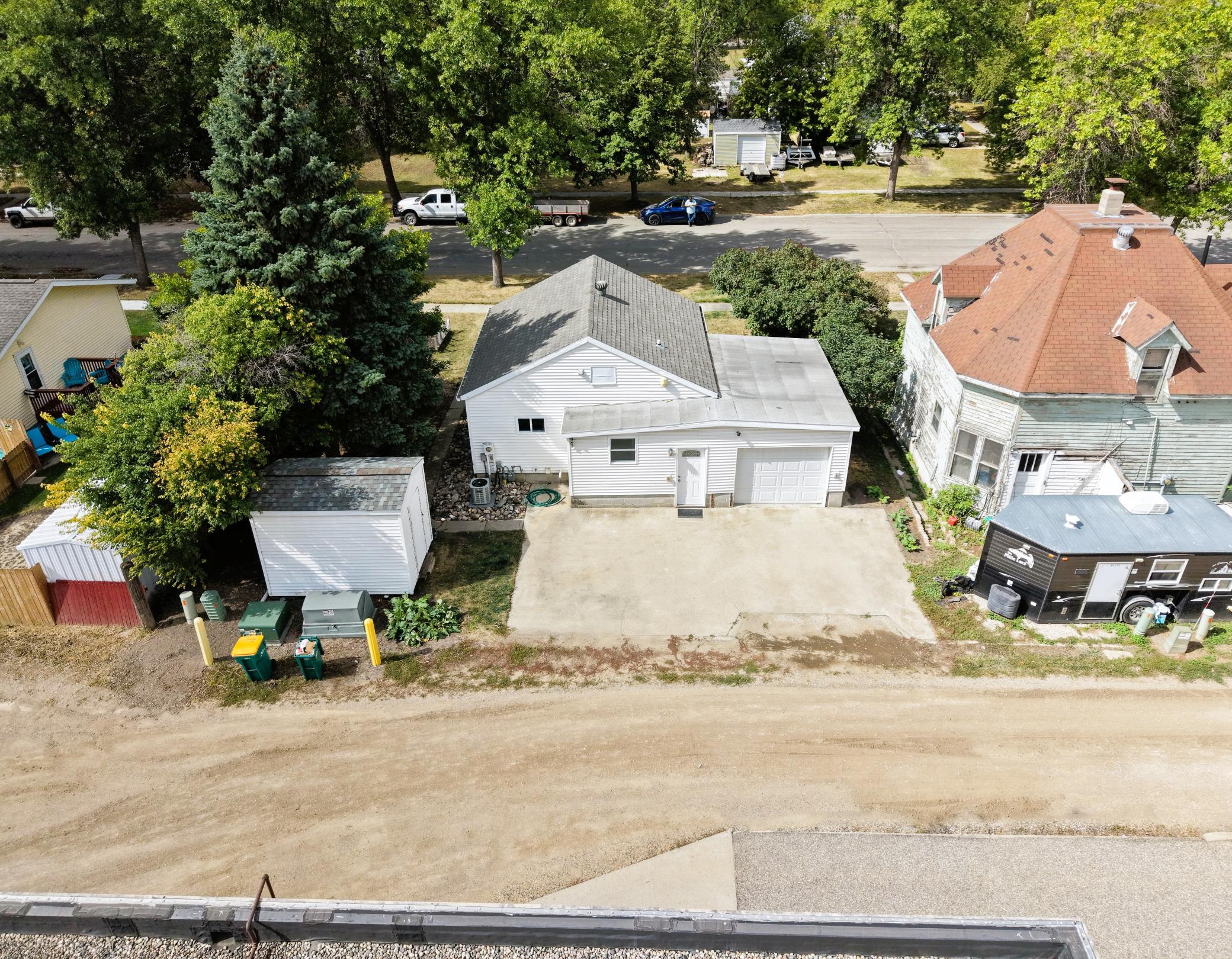 1946 single family home for sale at 224 3rd Street N in Breckenridge, MN — 2 bed, 2 bath (photo 21 of 24)