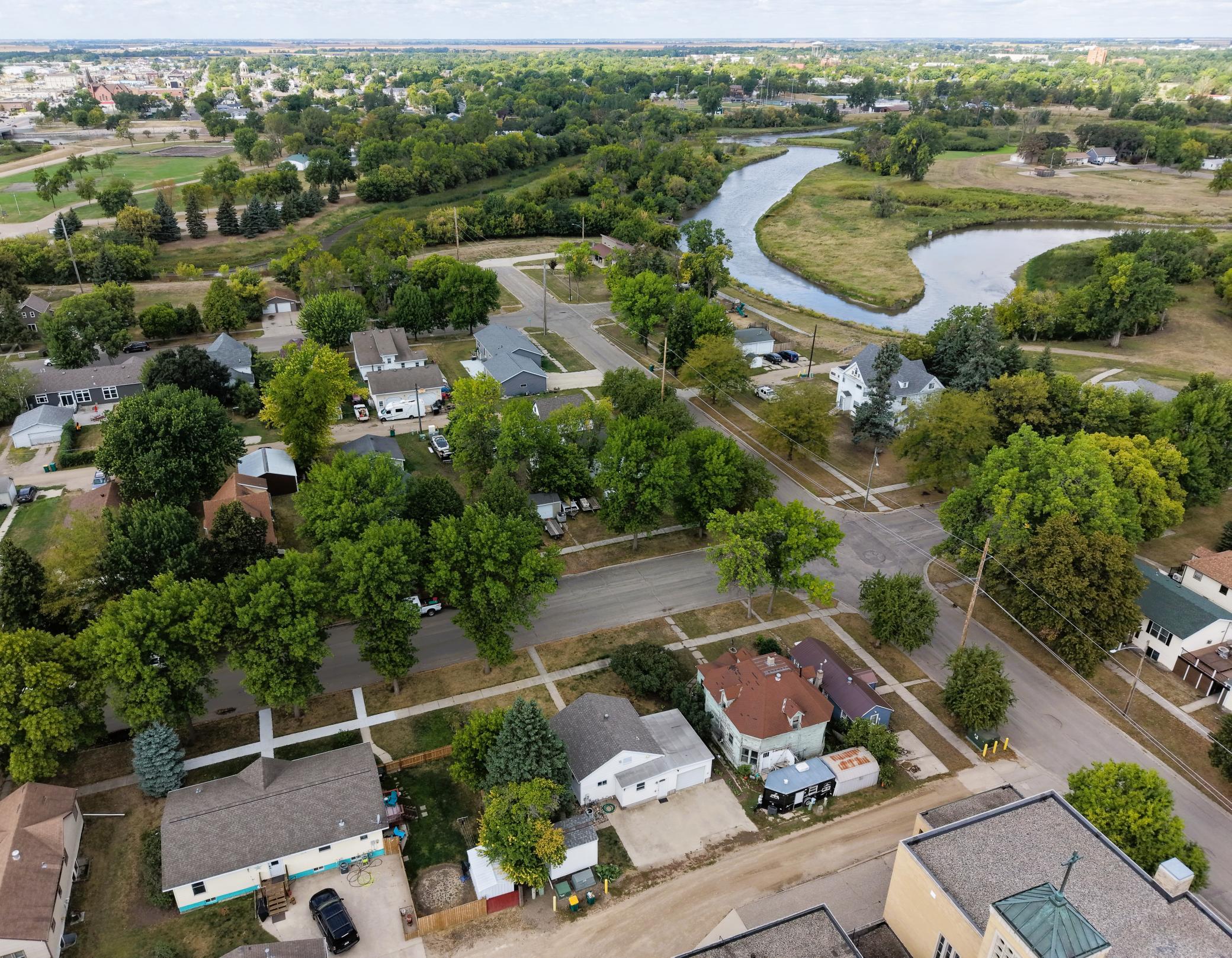 1946 single family home for sale at 224 3rd Street N in Breckenridge, MN — 2 bed, 2 bath (photo 23 of 24)