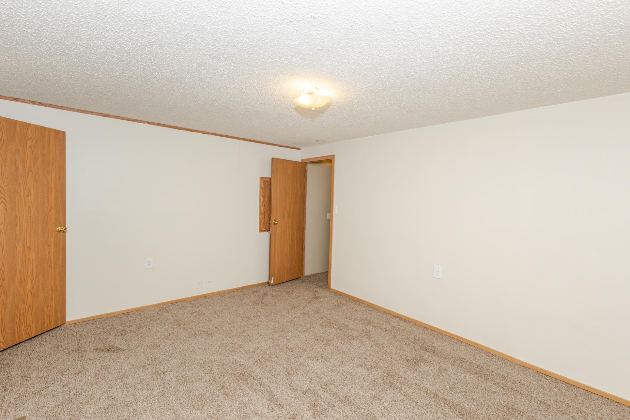 1998 single family home for sale at 21 Horseshoe Bend in Horace, ND — 3 bed, 2 bath (photo 25 of 45)