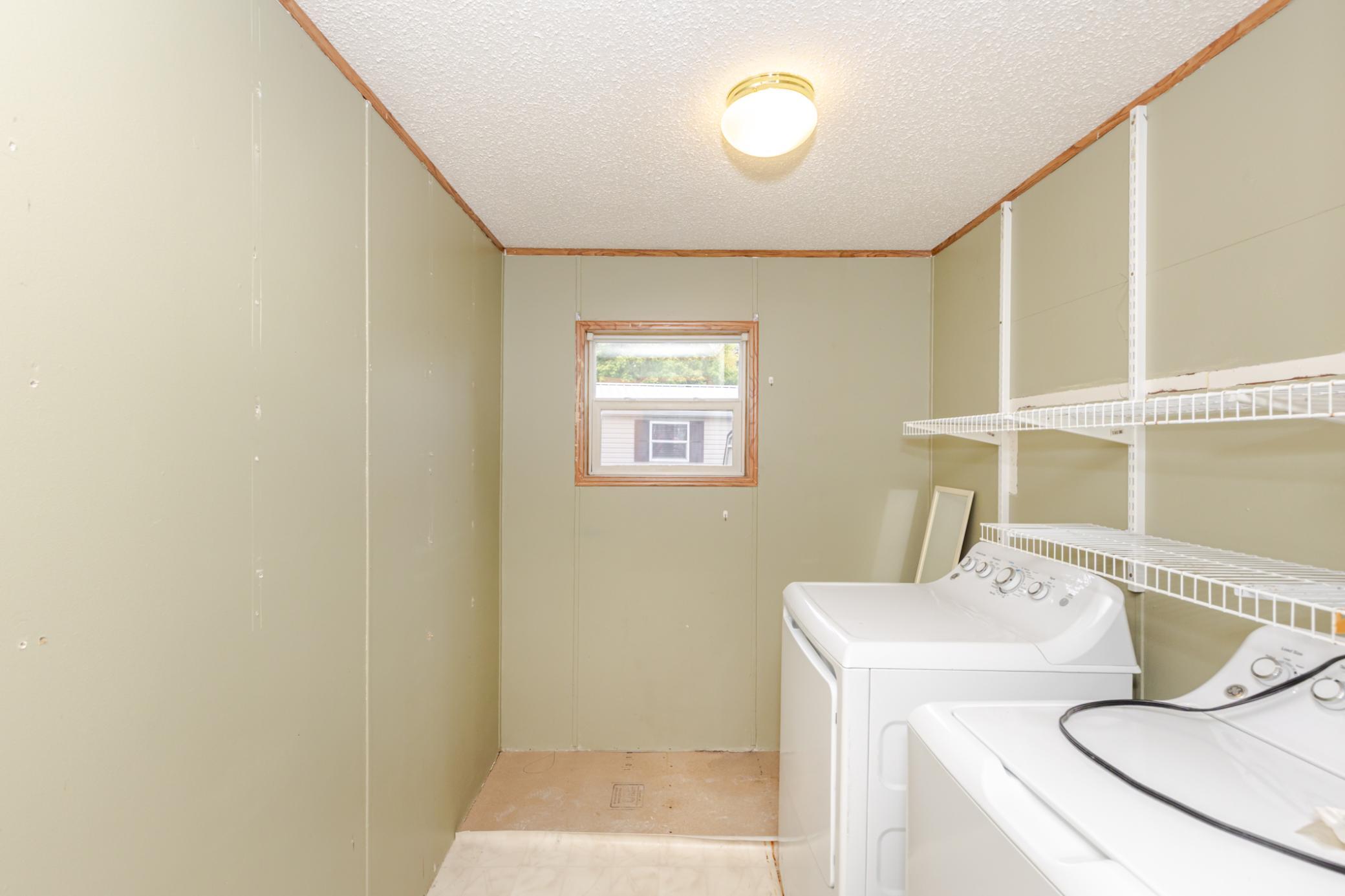 1998 single family home for sale at 21 Horseshoe Bend in Horace, ND — 3 bed, 2 bath (photo 29 of 45)