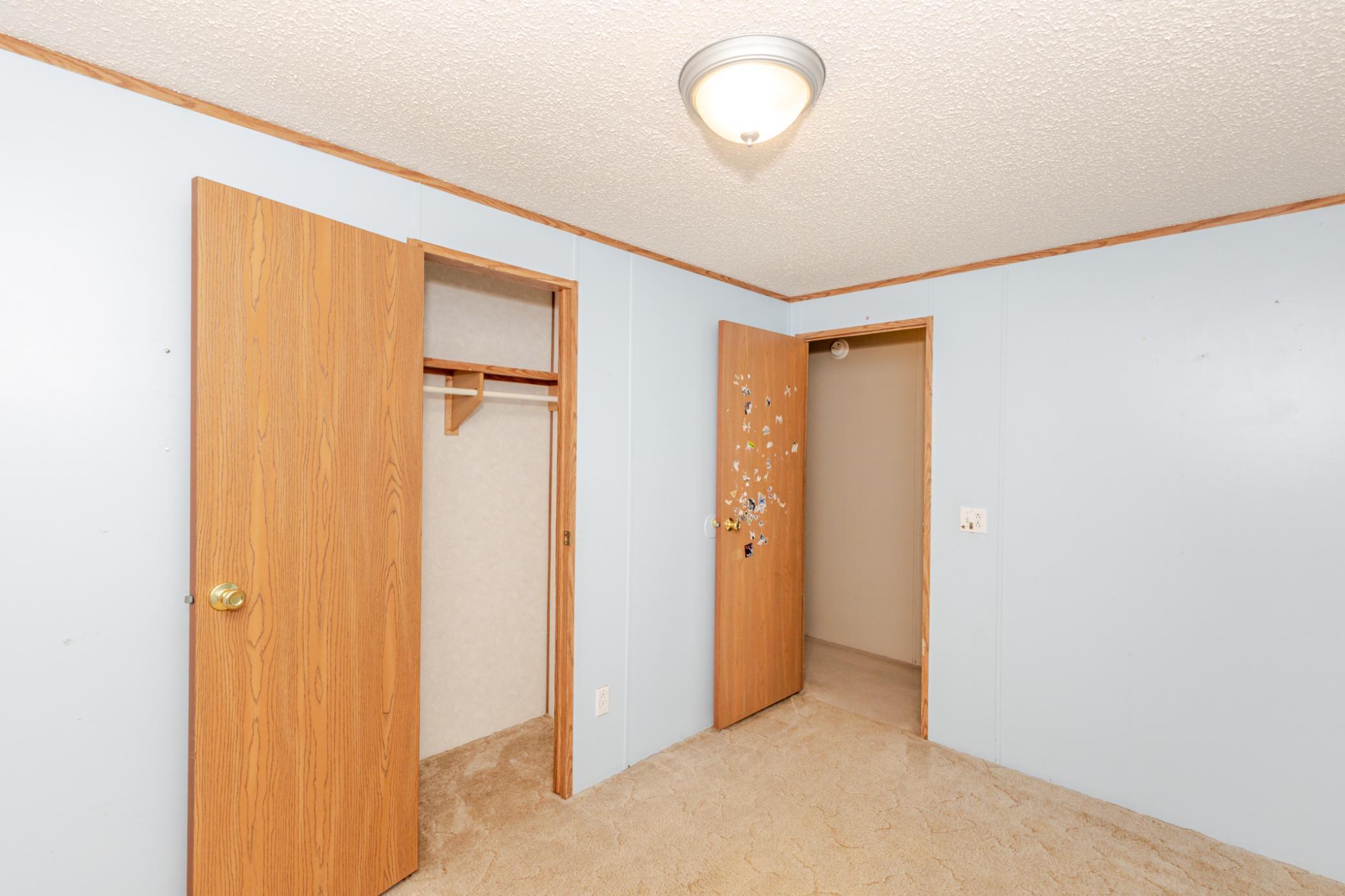 1998 single family home for sale at 21 Horseshoe Bend in Horace, ND — 3 bed, 2 bath (photo 32 of 45)