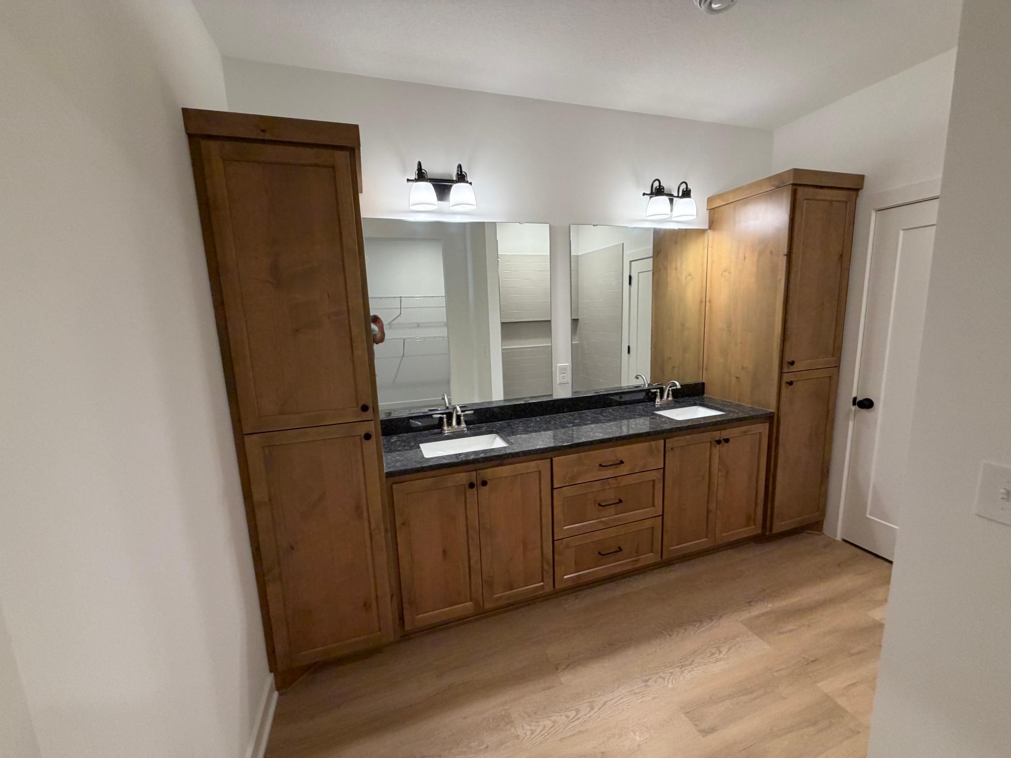 2026 single family home for sale at 6474 E Clark Lake Lane in Nisswa, MN — 3 bed, 2 bath (photo 17 of 35)