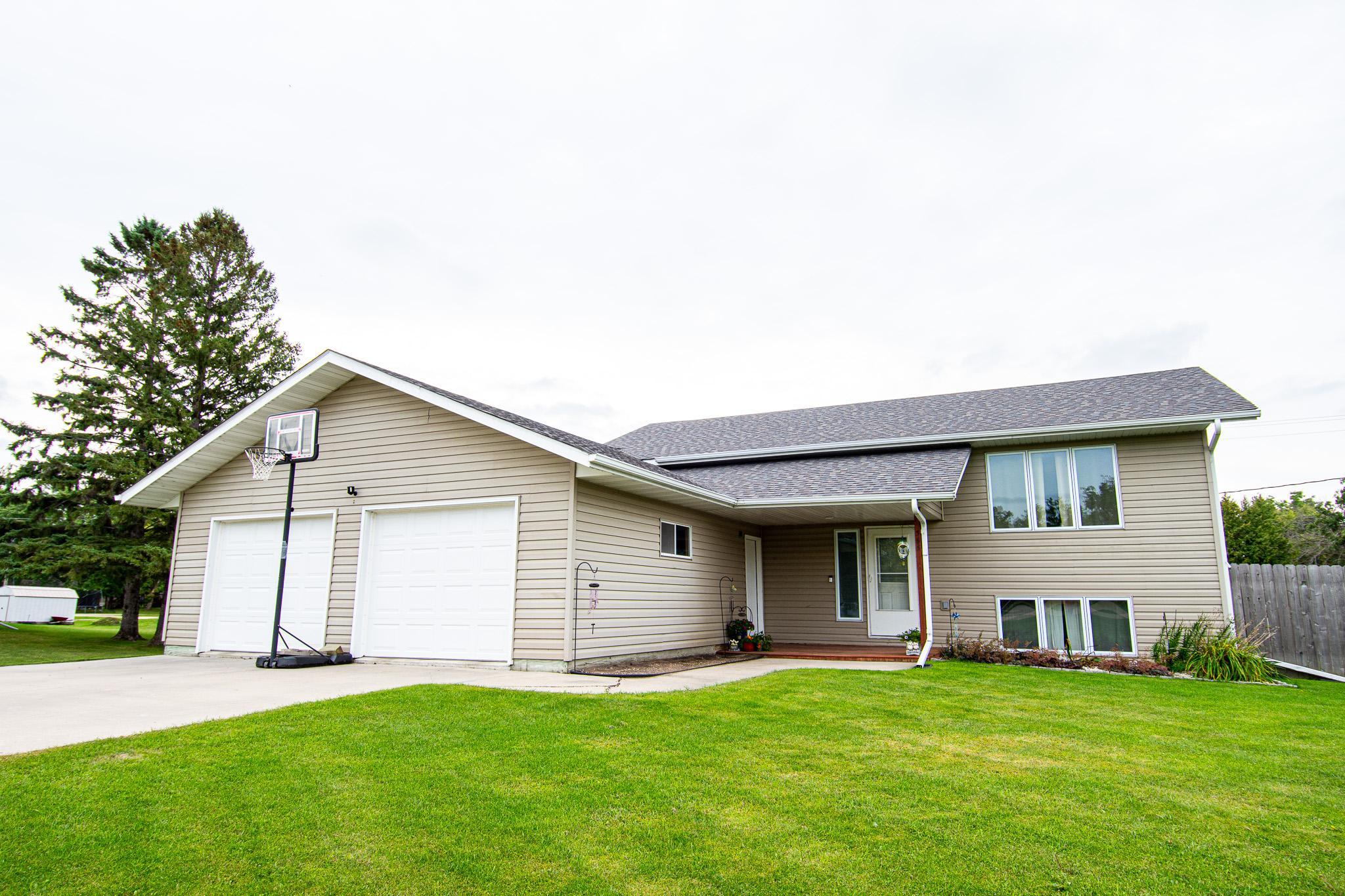 2000 single family home for sale at 365 Healy Avenue W in Plummer, MN — 4 bed, 2 bath