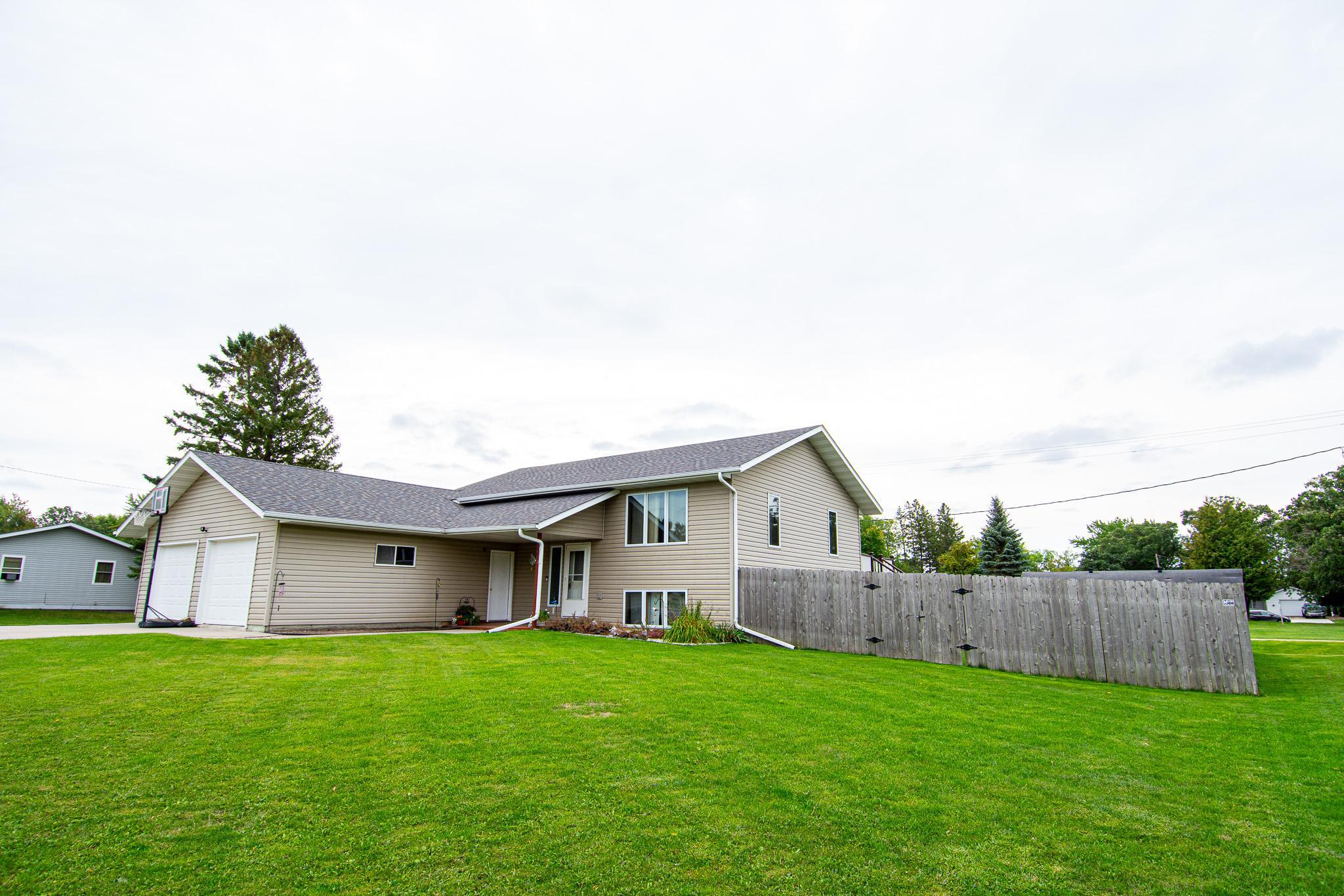 2000 single family home for sale at 365 Healy Avenue W in Plummer, MN — 4 bed, 2 bath (photo 2 of 39)