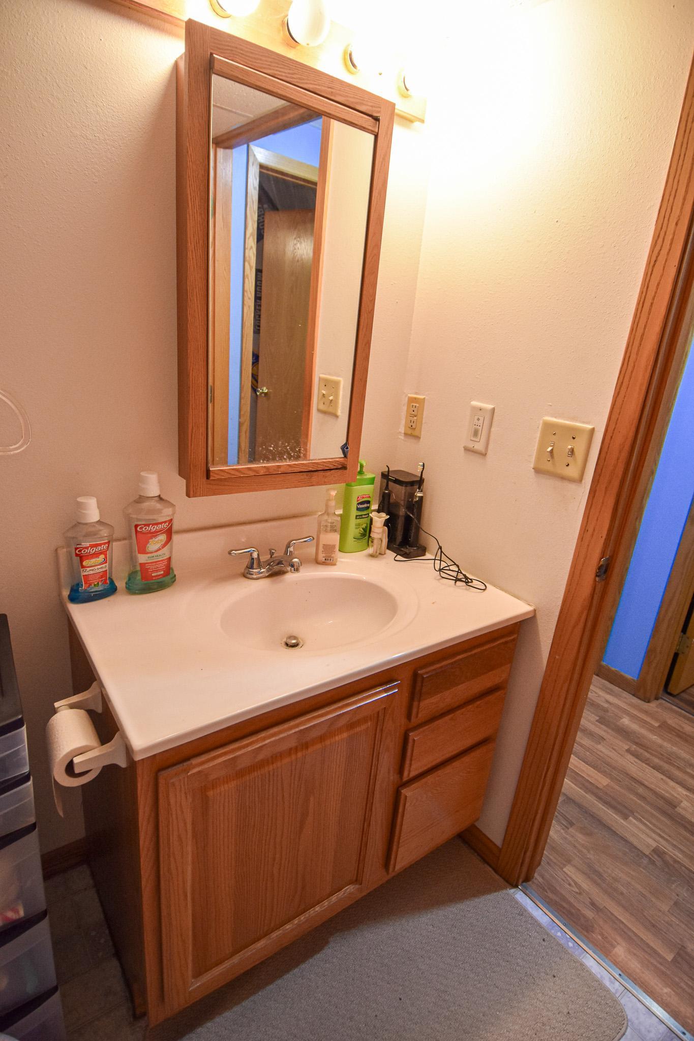 2000 single family home for sale at 365 Healy Avenue W in Plummer, MN — 4 bed, 2 bath (photo 27 of 39)