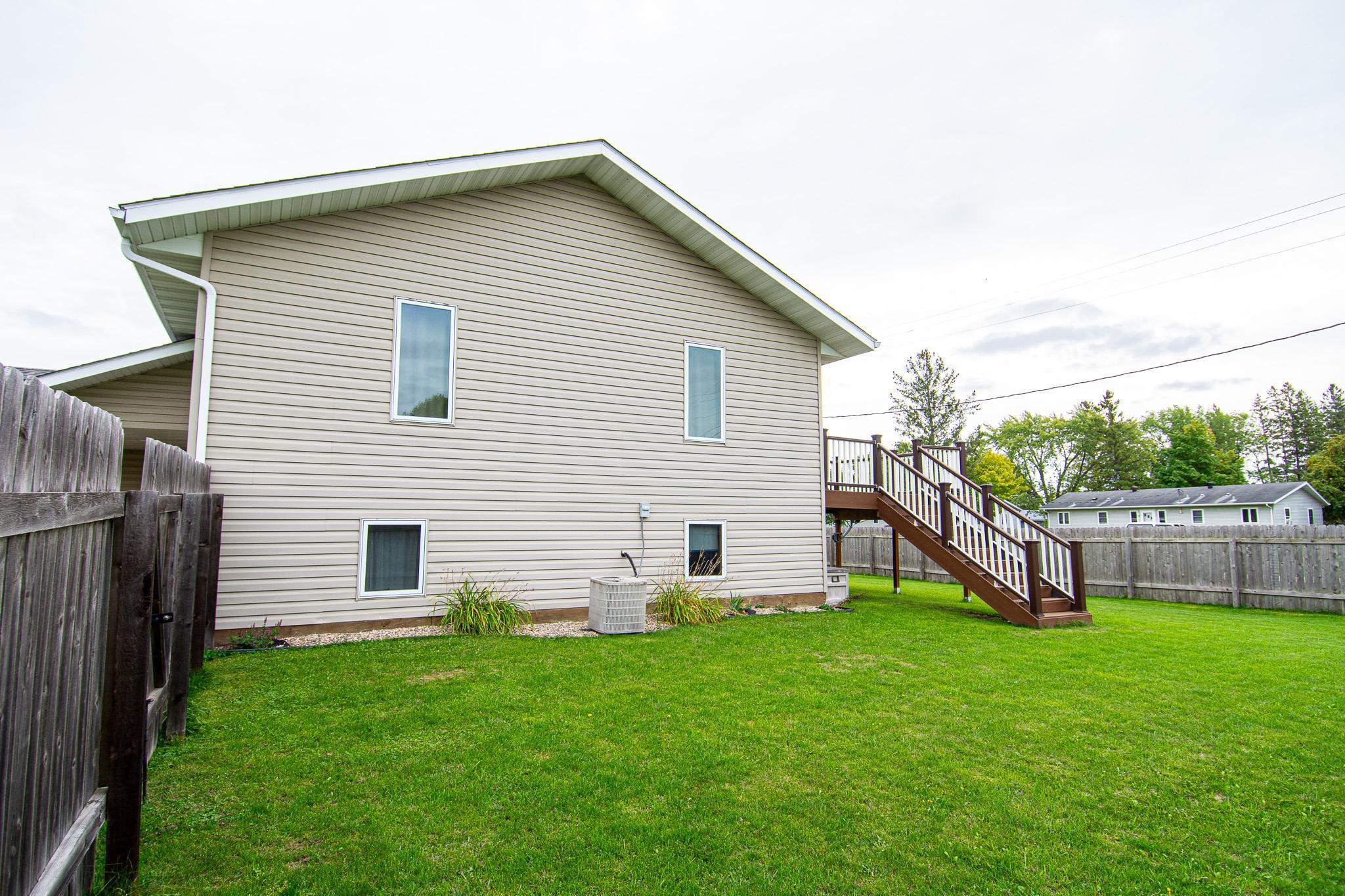 2000 single family home for sale at 365 Healy Avenue W in Plummer, MN — 4 bed, 2 bath (photo 32 of 39)