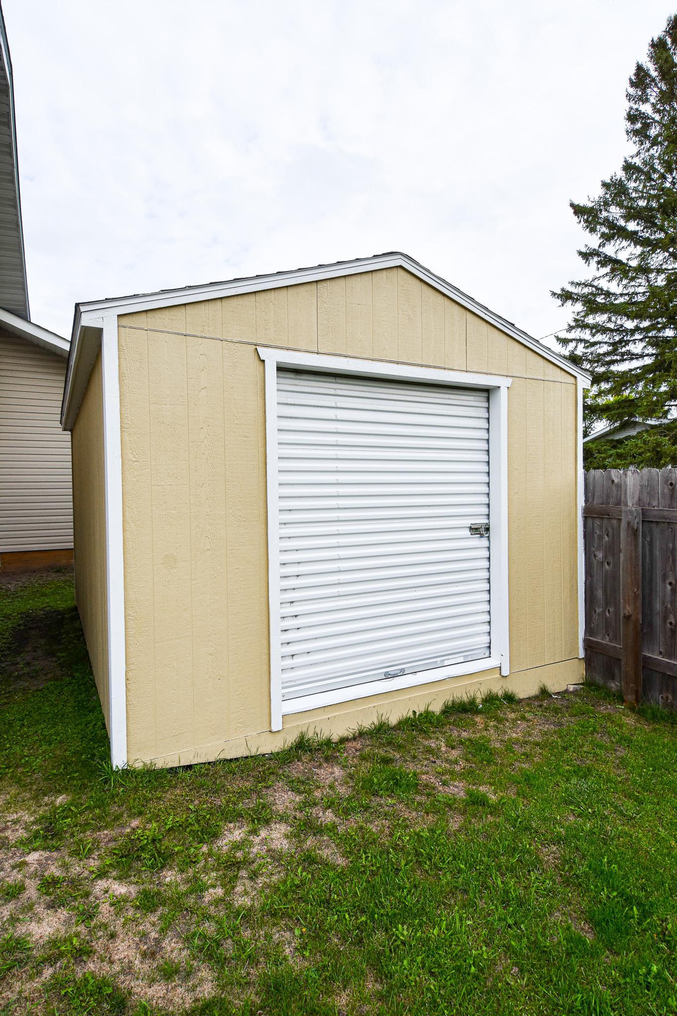 2000 single family home for sale at 365 Healy Avenue W in Plummer, MN — 4 bed, 2 bath (photo 39 of 39)
