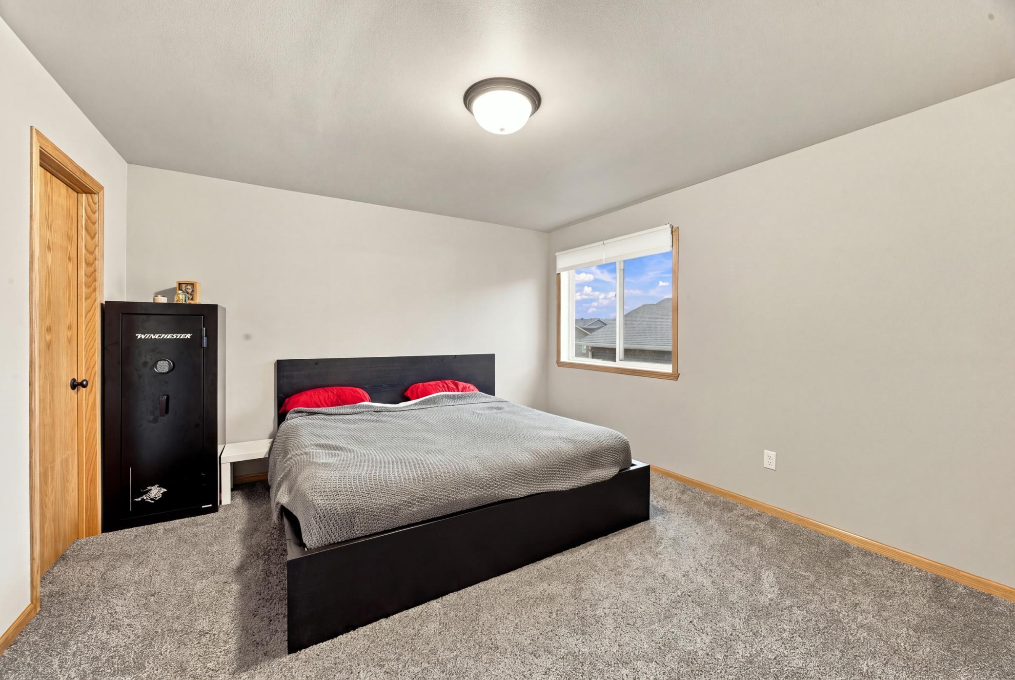 2023 single family home for sale at 6762 Joseph Street in Horace, ND — 3 bed, 2 bath (photo 13 of 31)