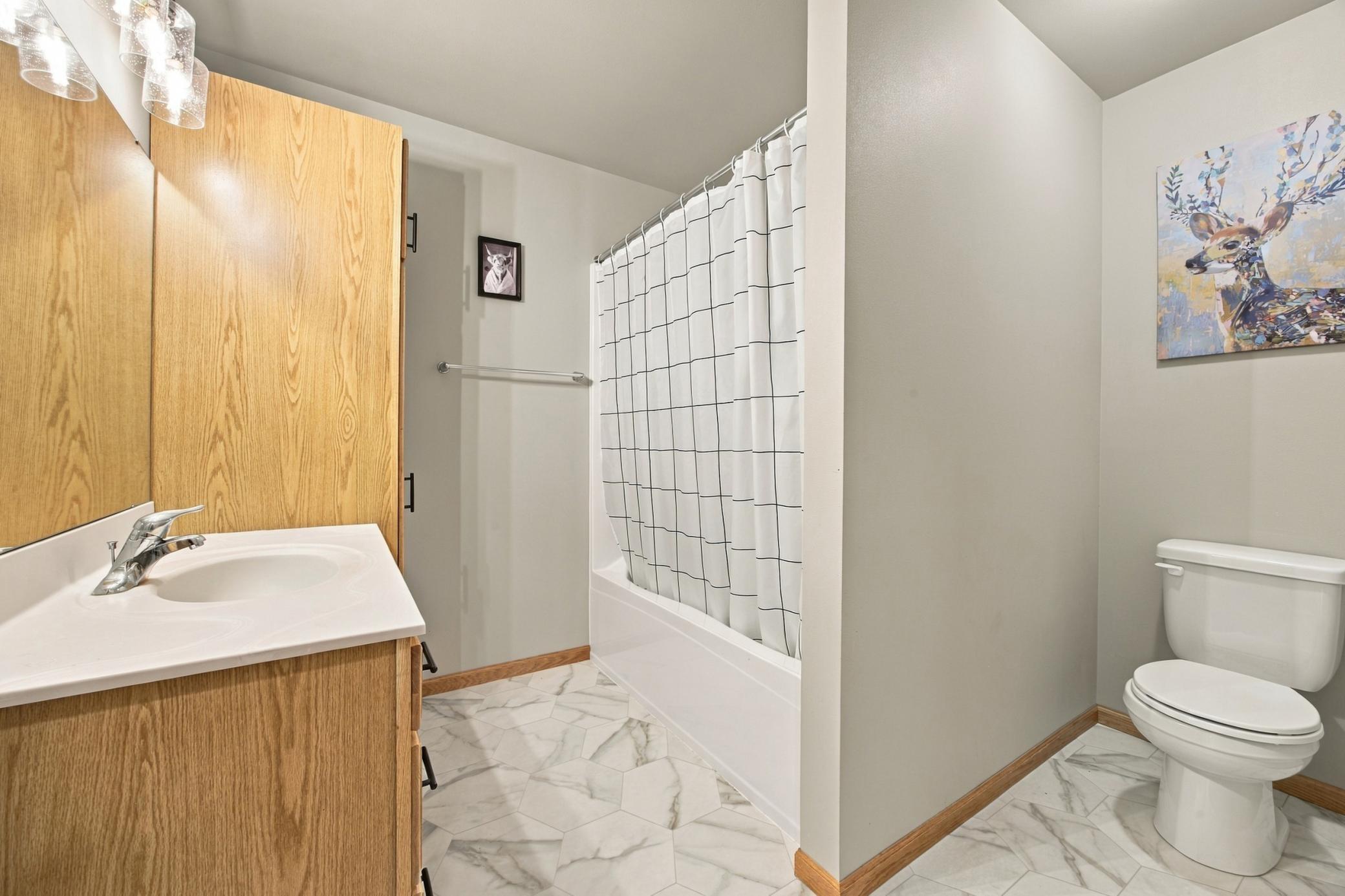 2023 single family home for sale at 6762 Joseph Street in Horace, ND — 3 bed, 2 bath (photo 15 of 31)