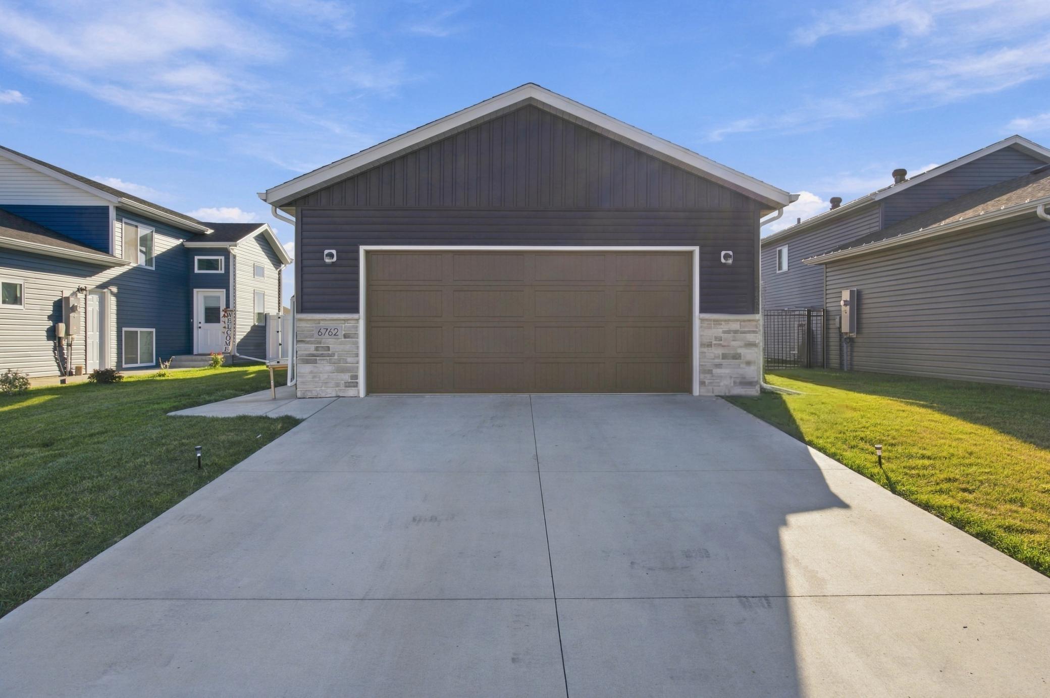 2023 single family home for sale at 6762 Joseph Street in Horace, ND — 3 bed, 2 bath (photo 26 of 31)