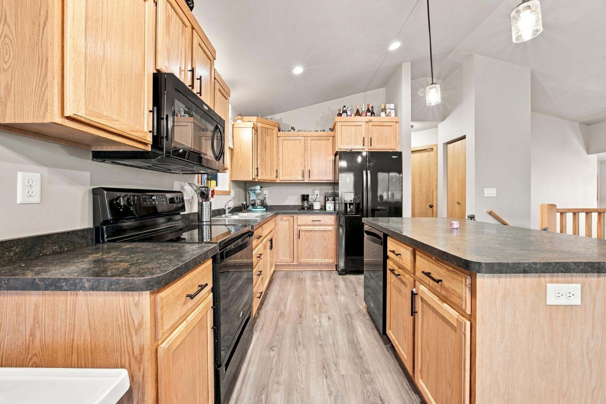 2023 single family home for sale at 6762 Joseph Street in Horace, ND — 3 bed, 2 bath (photo 9 of 31)