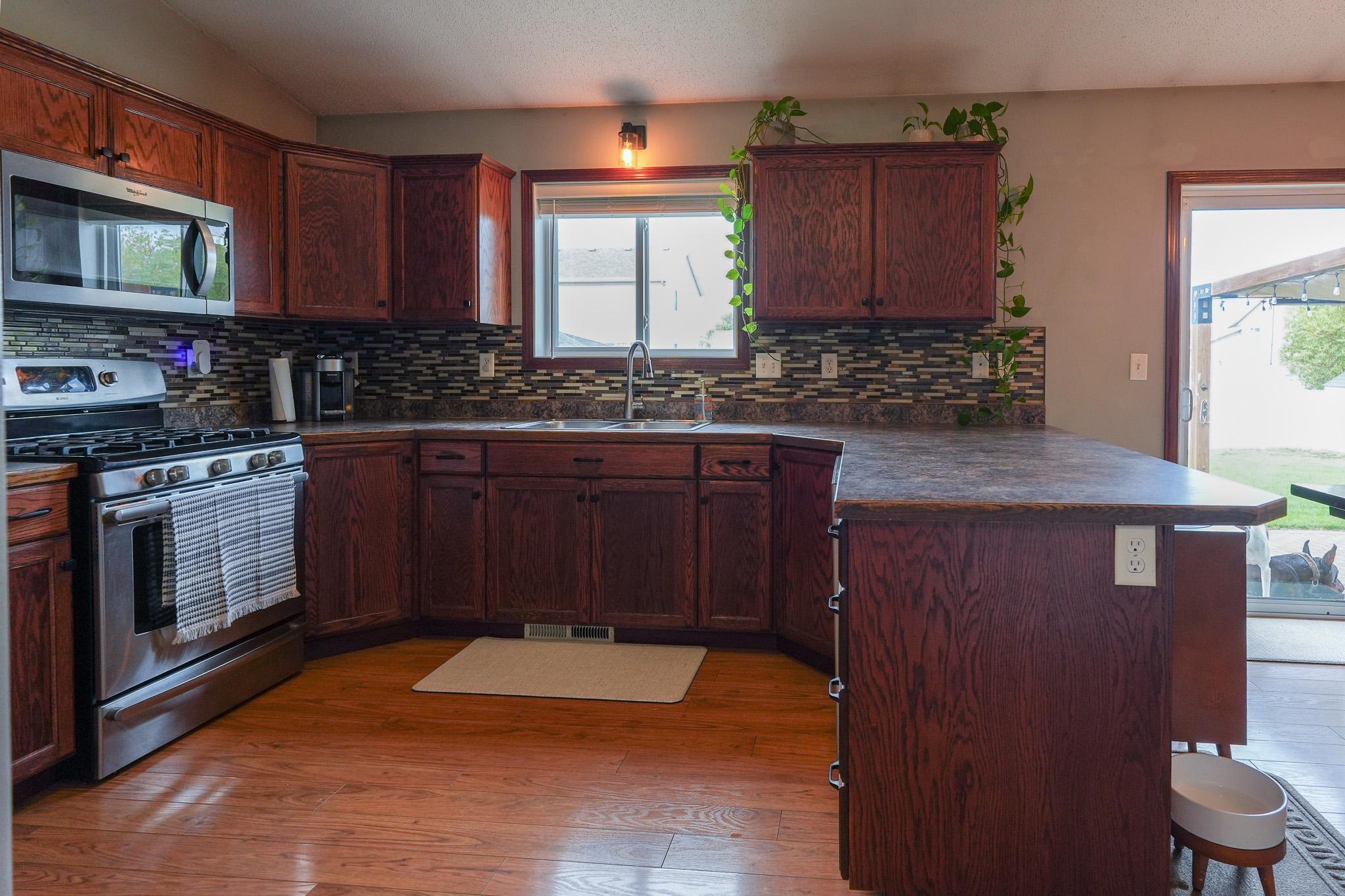 2007 single family home for sale at 4723 51st Street S in Fargo, ND — 5 bed, 3 bath (photo 11 of 52)