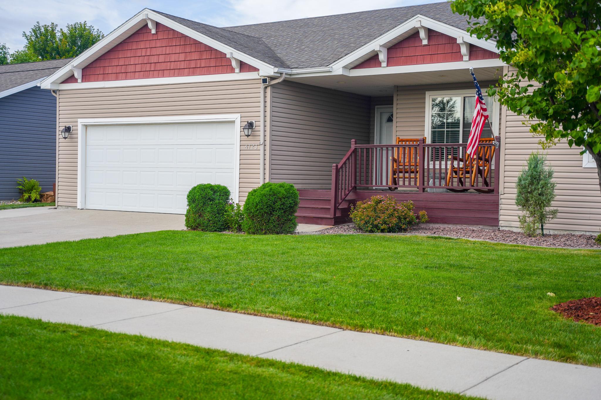 2007 single family home for sale at 4723 51st Street S in Fargo, ND — 5 bed, 3 bath (photo 3 of 52)
