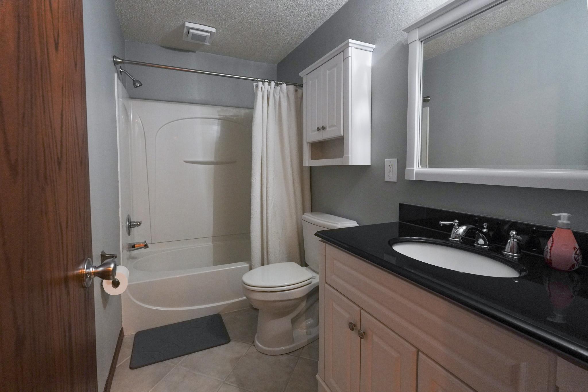 2007 single family home for sale at 4723 51st Street S in Fargo, ND — 5 bed, 3 bath (photo 30 of 52)