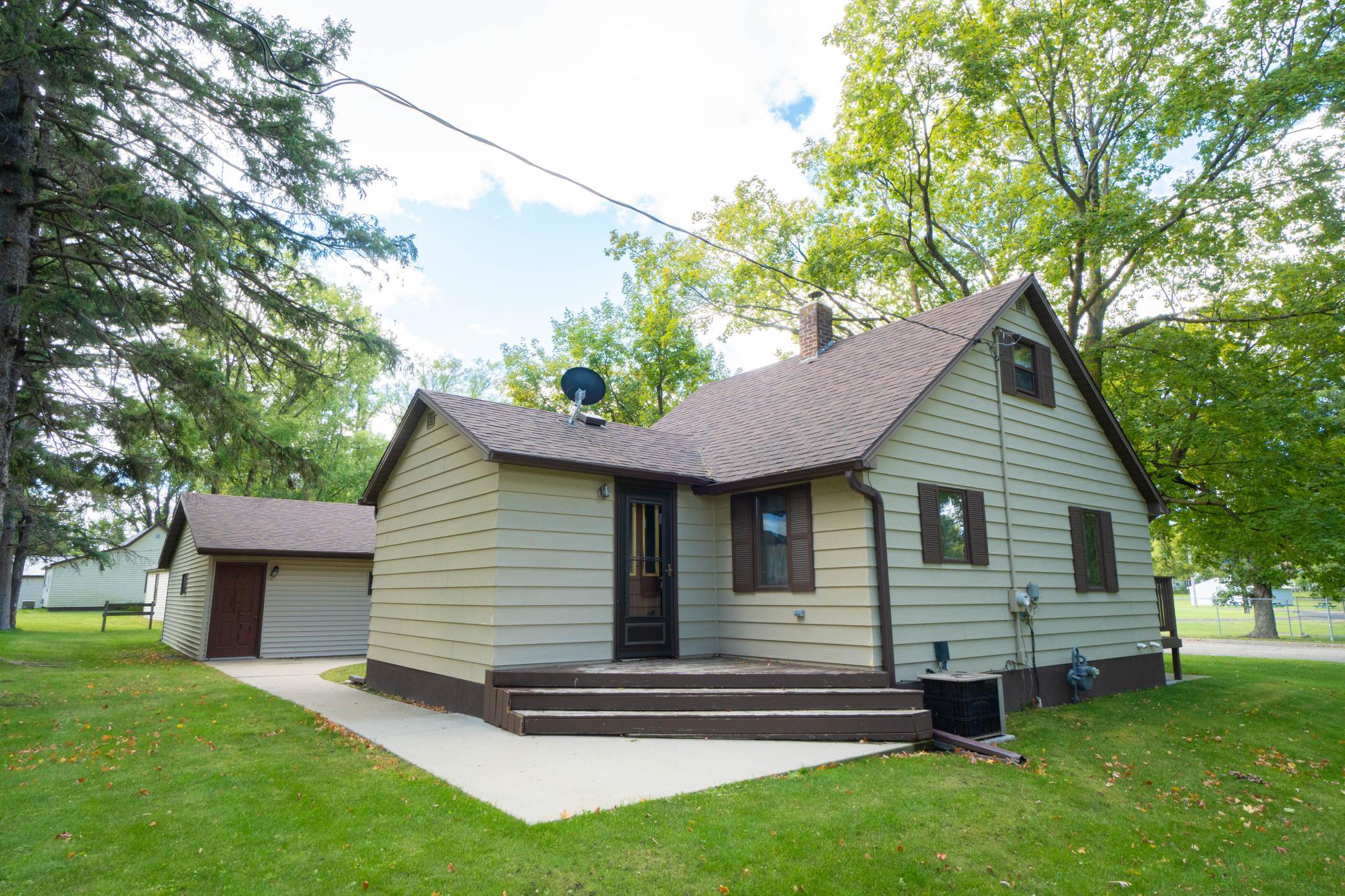 1935 single family home for sale at 128 Smith Avenue in New York Mills, MN — 1 bed, 1 bath (photo 22 of 23)
