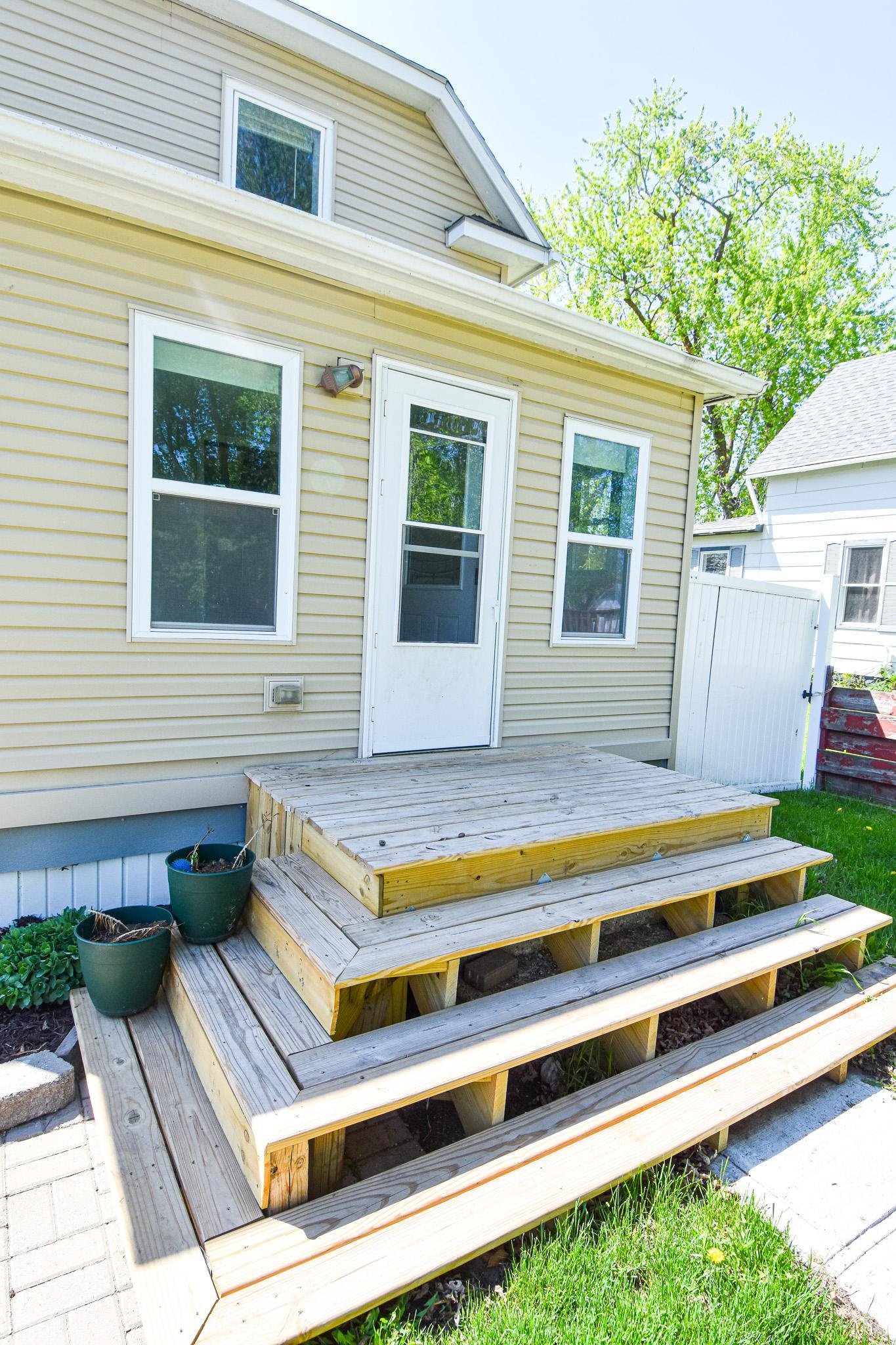 1905 single family home for sale at 720 Arnold Avenue N in Thief River Falls, MN — 3 bed, 2 bath (photo 34 of 49)