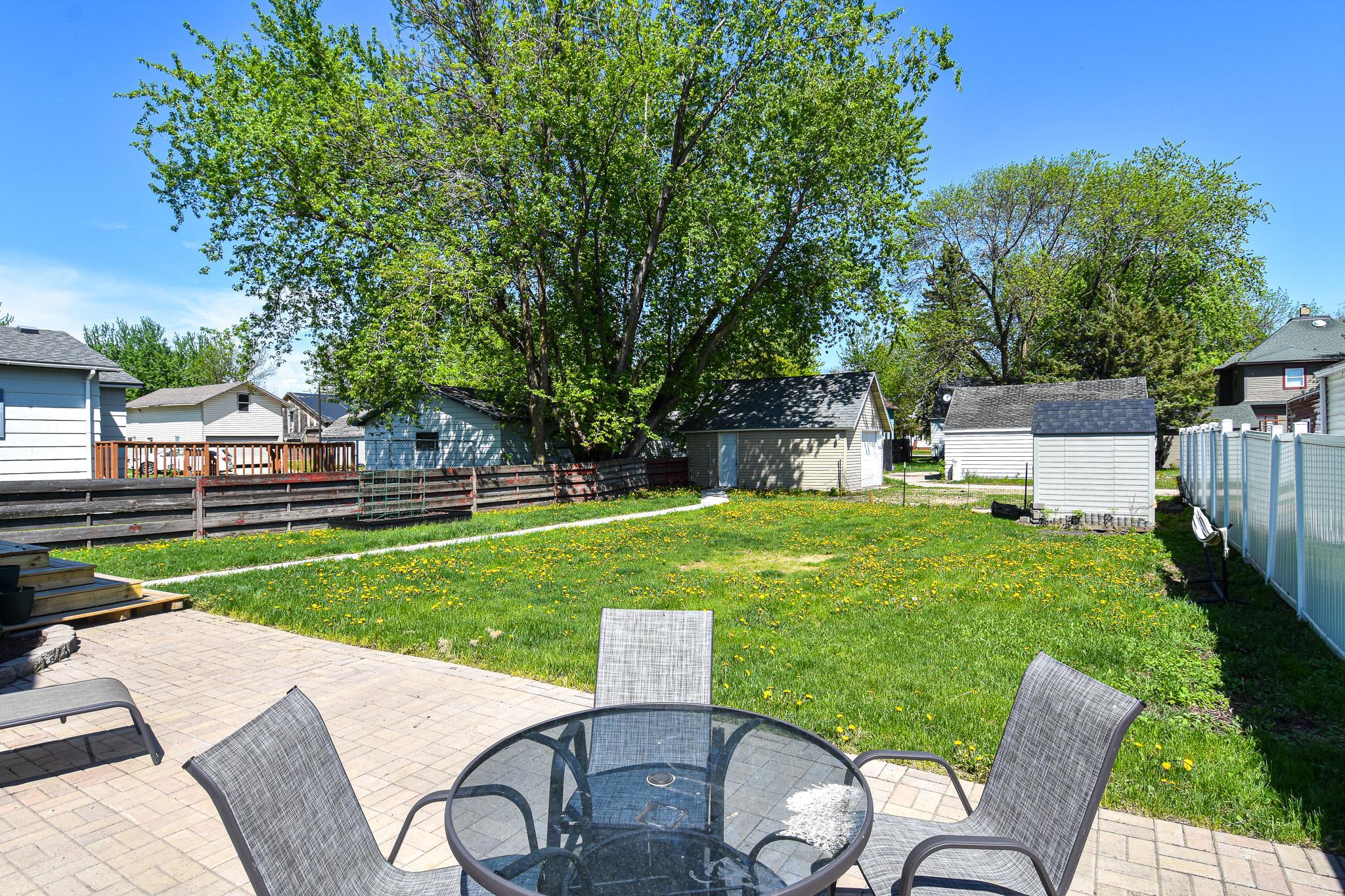 1905 single family home for sale at 720 Arnold Avenue N in Thief River Falls, MN — 3 bed, 2 bath (photo 38 of 49)