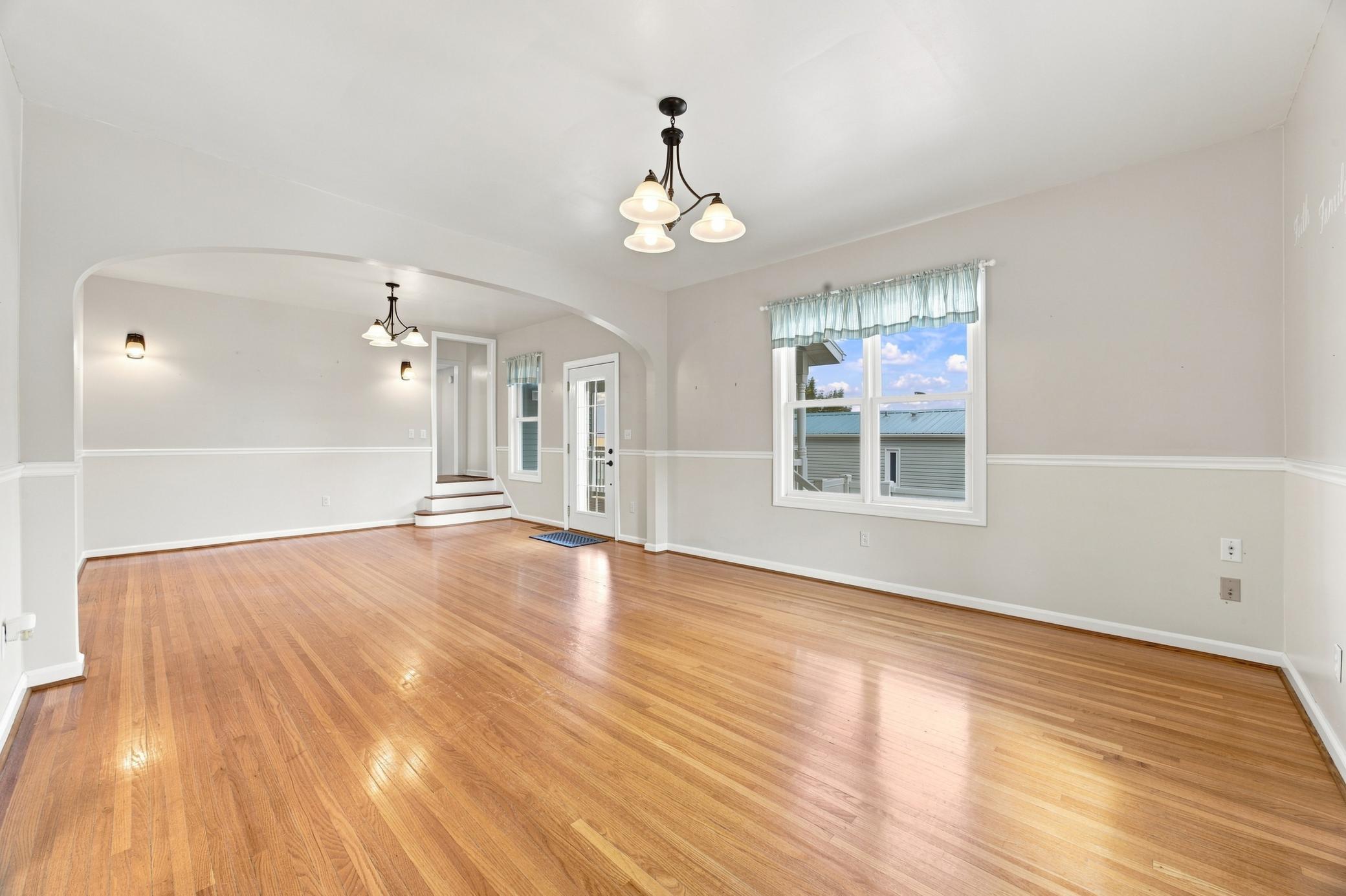 1936 single family home for sale at 332 3rd Avenue E in Hunter, ND — 4 bed, 3 bath (photo 12 of 45)