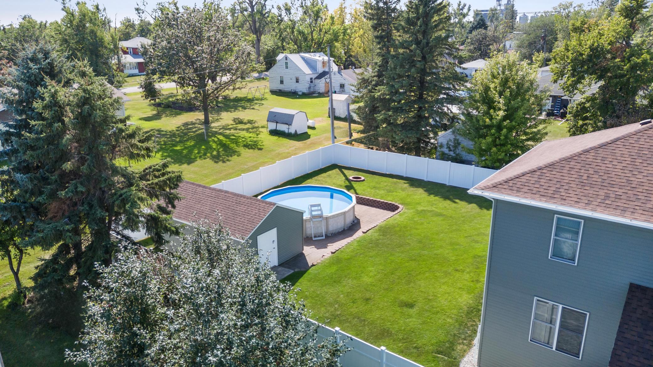 1936 single family home for sale at 332 3rd Avenue E in Hunter, ND — 4 bed, 3 bath (photo 36 of 45)