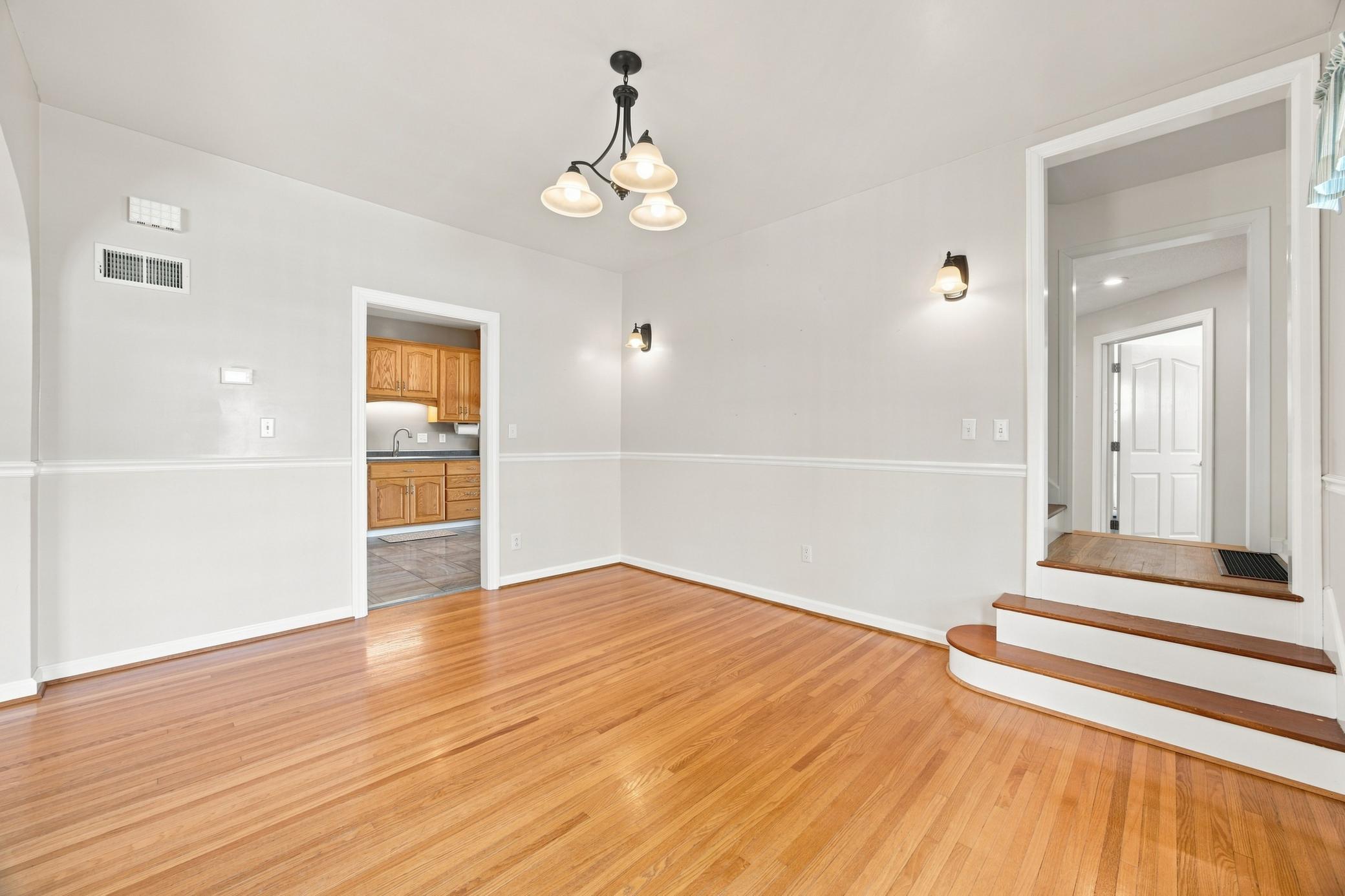 1936 single family home for sale at 332 3rd Avenue E in Hunter, ND — 4 bed, 3 bath (photo 10 of 45)