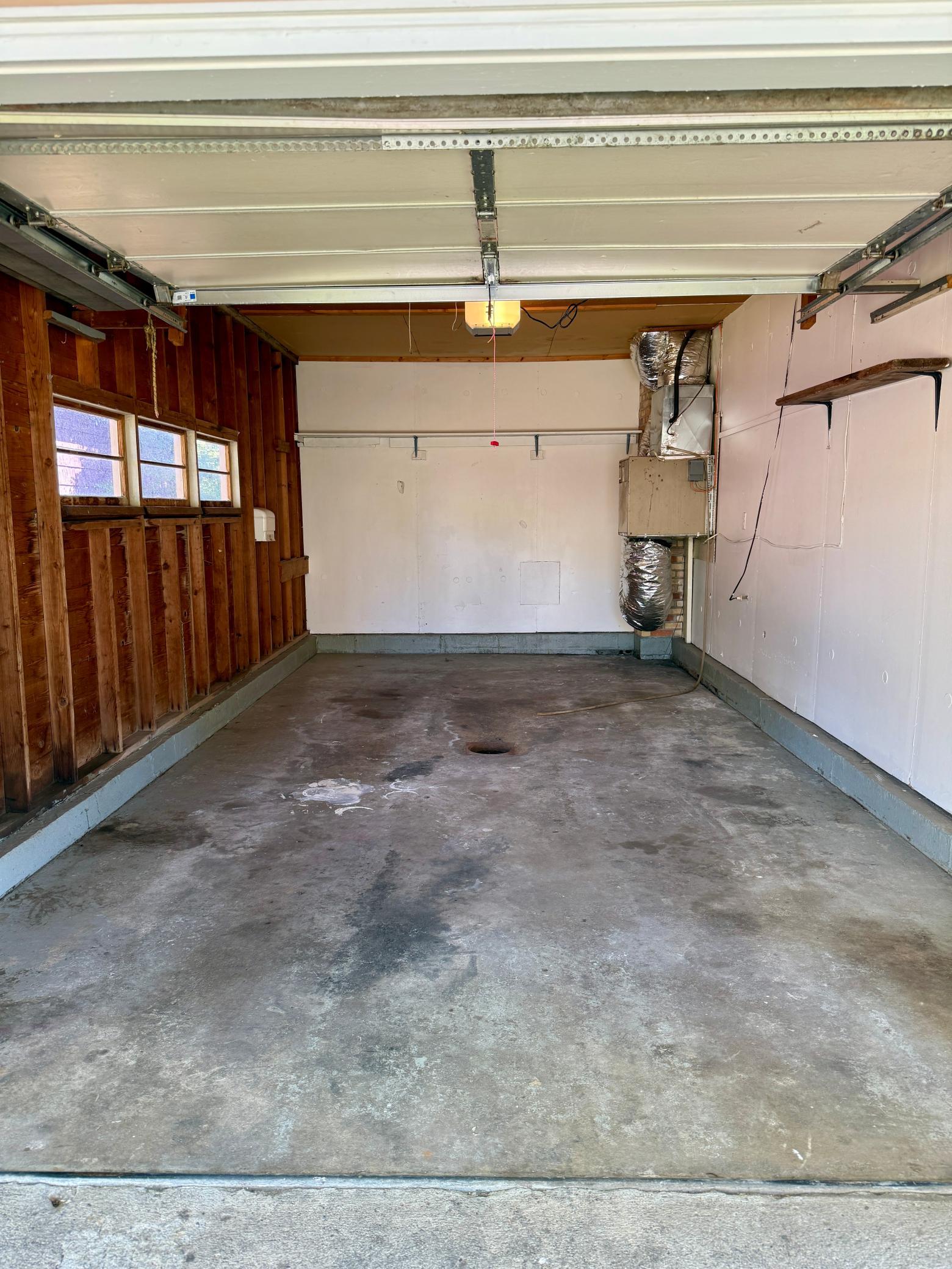 1950 single family home for sale at 862 2nd Avenue NW in Valley City, ND — 5 bed, 2 bath (photo 24 of 26)
